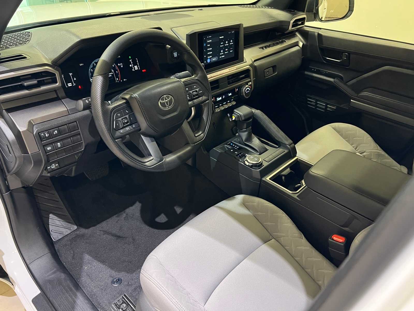 Thumbnail: 2025 Toyota Tacoma - 2