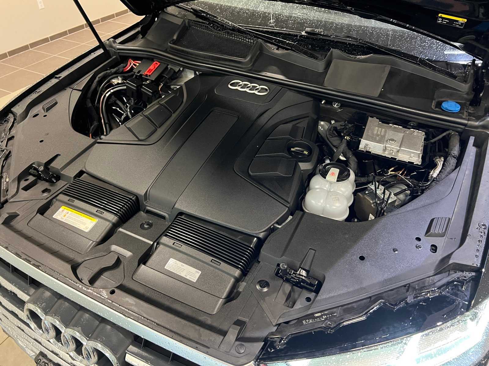 Thumbnail: 2019 Audi Q7 - 9