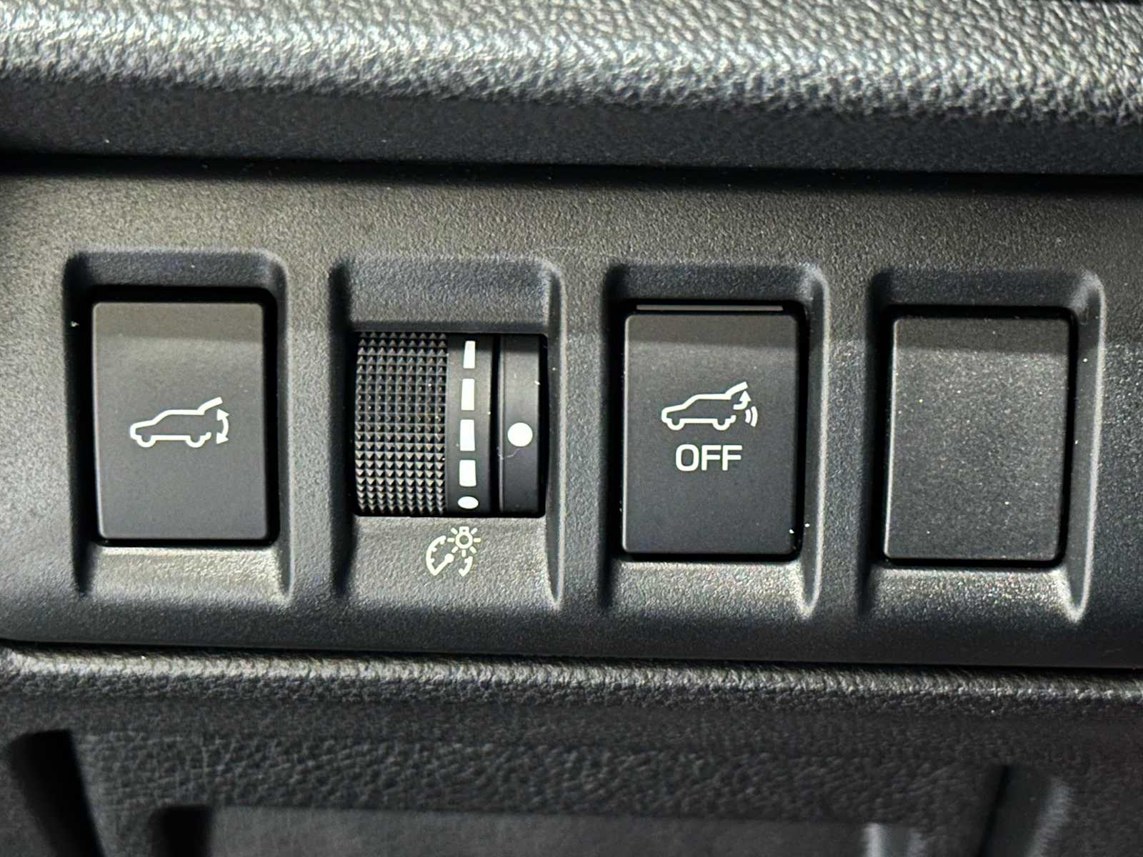 Thumbnail: 2023 Subaru Outback - 17