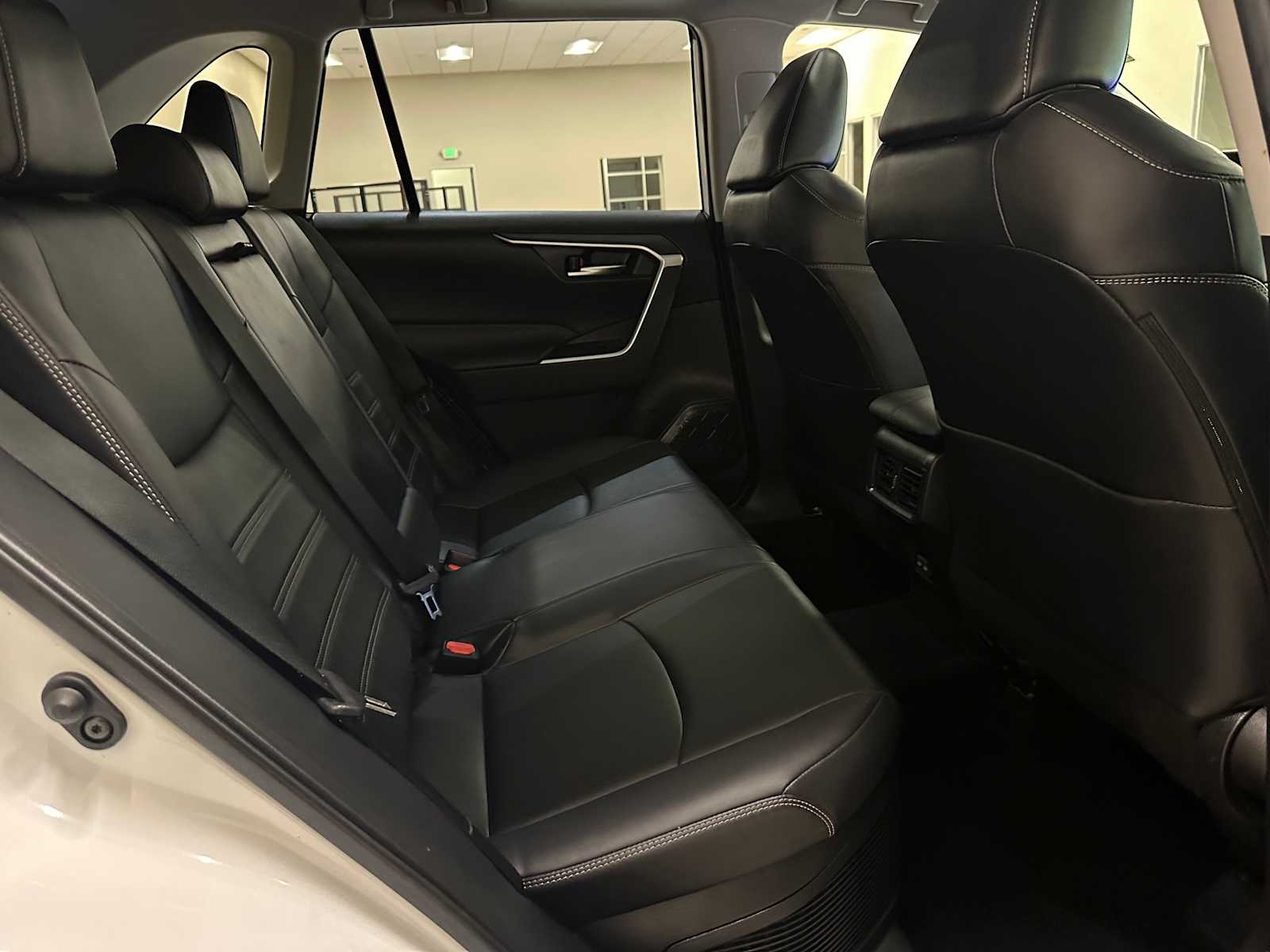 Thumbnail: 2025 Toyota RAV4 - 26