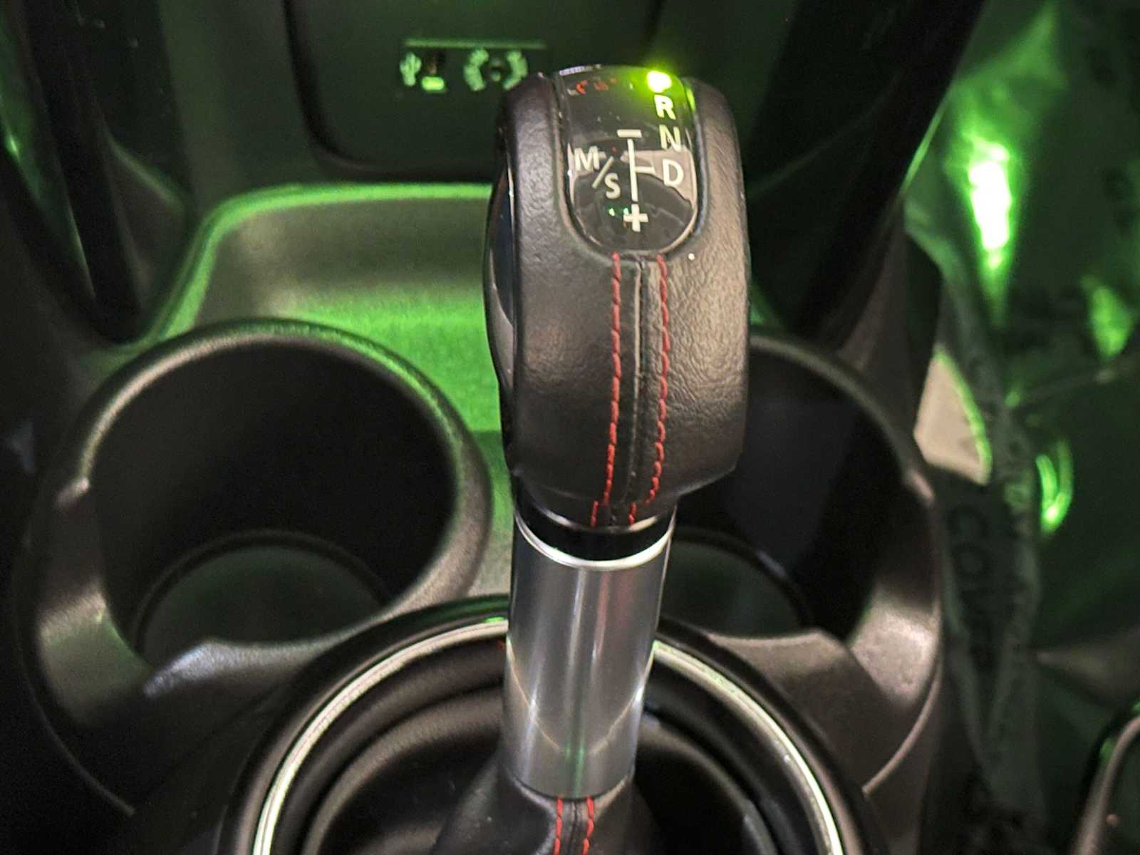 Thumbnail: 2014 MINI Cooper Hardtop - 15