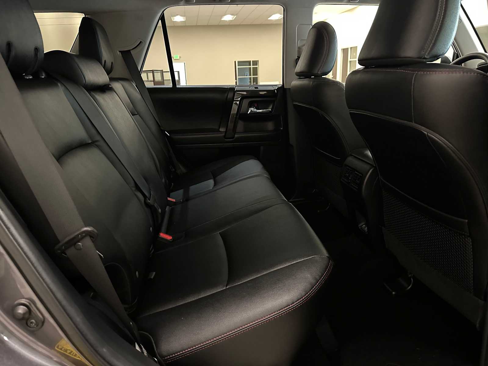 Thumbnail: 2022 Toyota 4Runner - 26