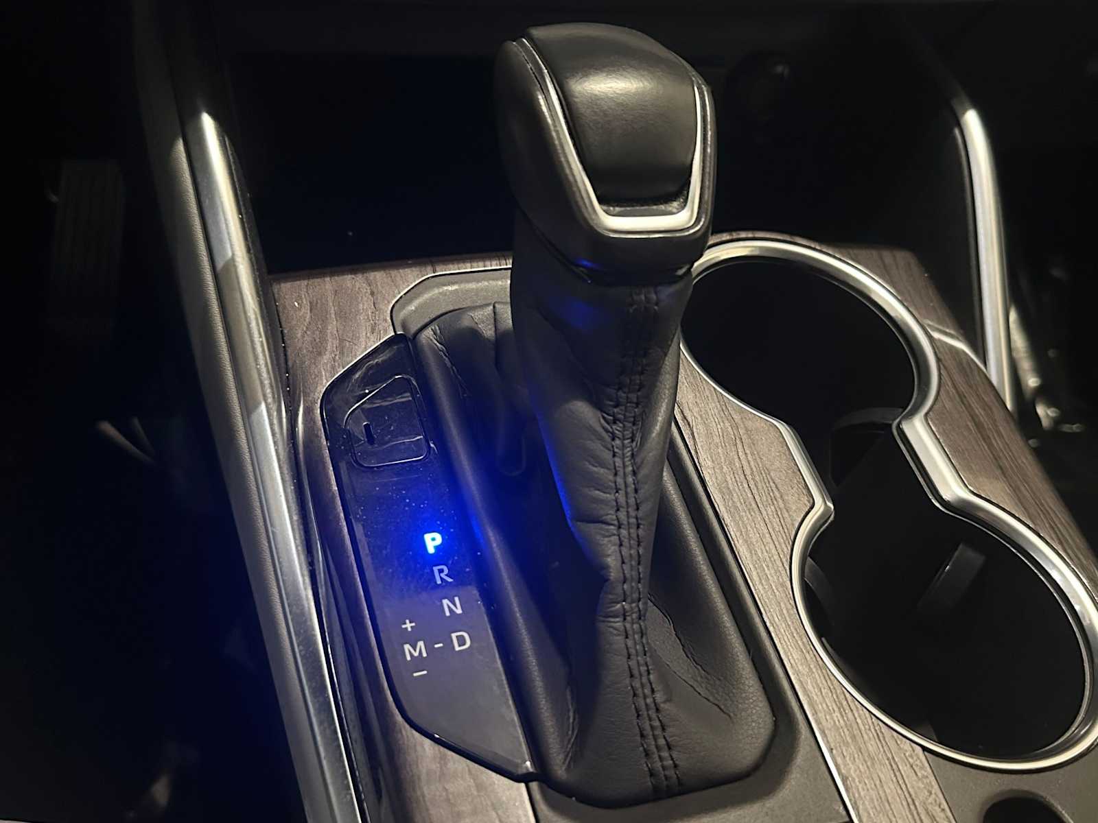 Thumbnail: 2020 Toyota Highlander - 19