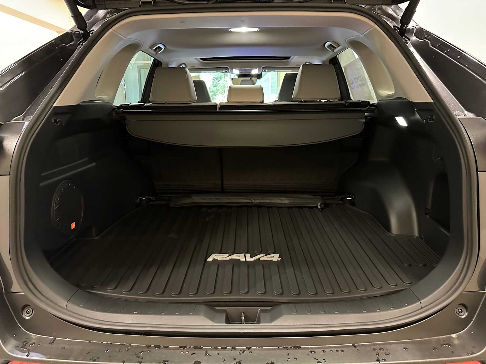 Thumbnail: 2025 Toyota RAV4 - 30