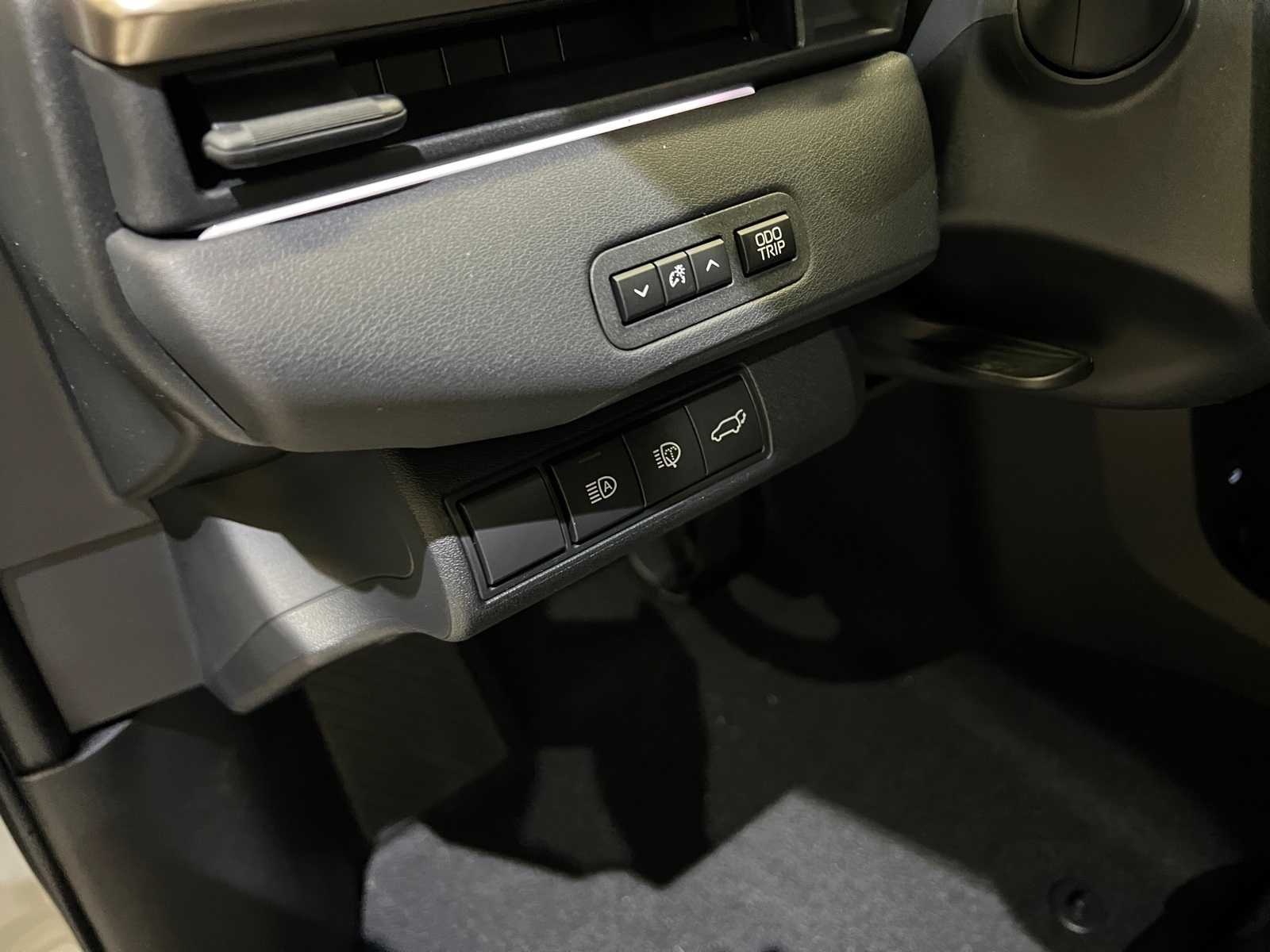 Thumbnail: 2026 Toyota bZ - 14