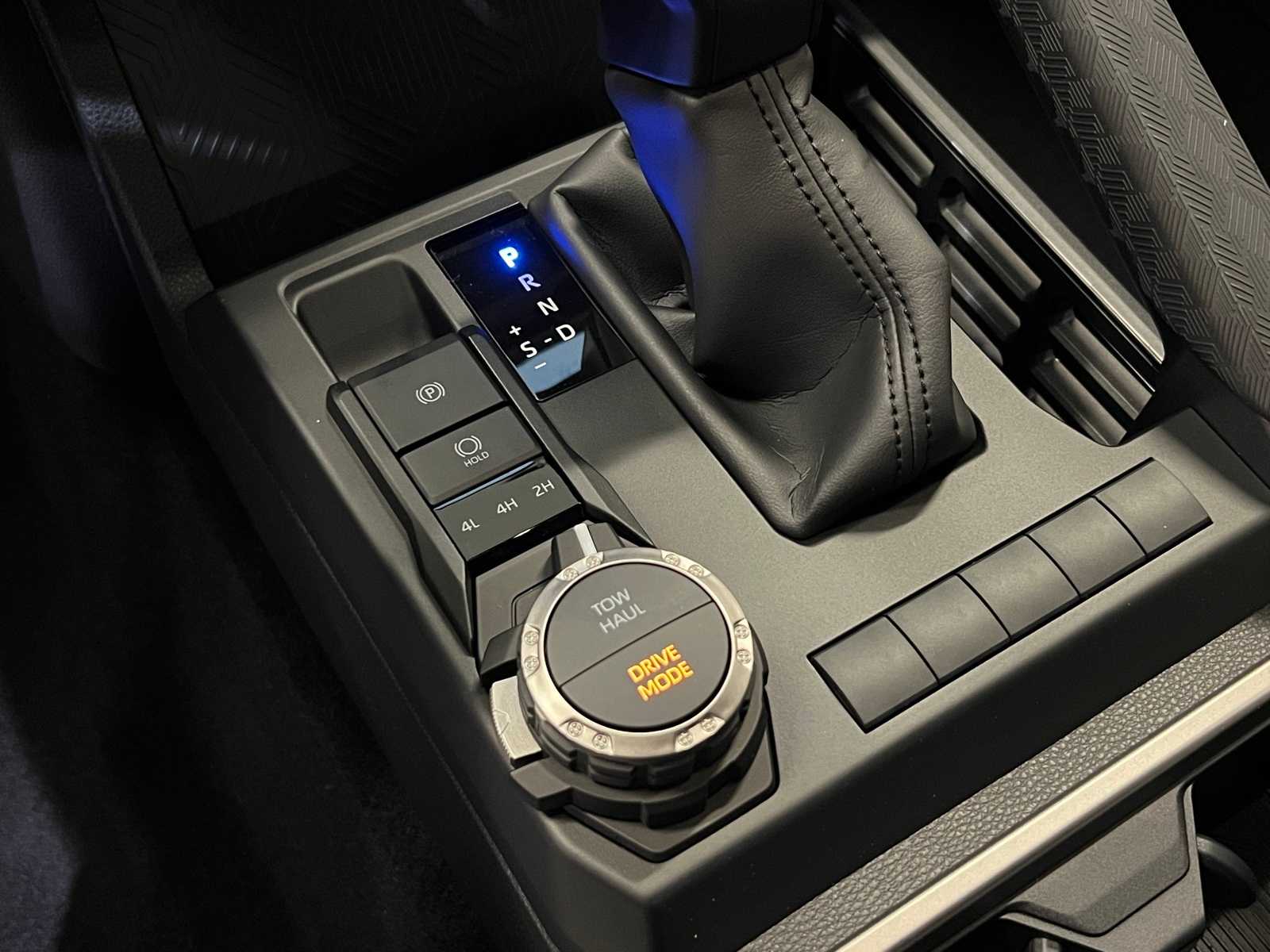 Thumbnail: 2025 Toyota 4Runner - 24