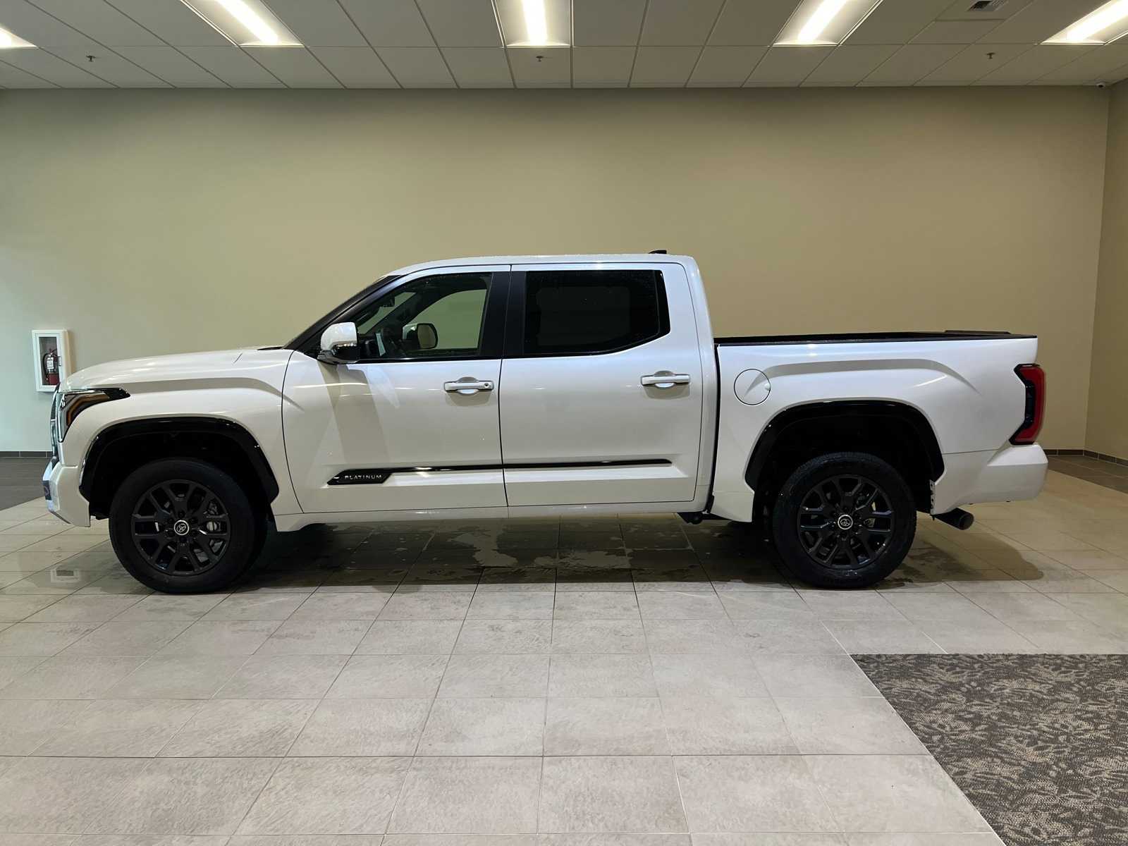 Thumbnail: 2024 Toyota Tundra - 3