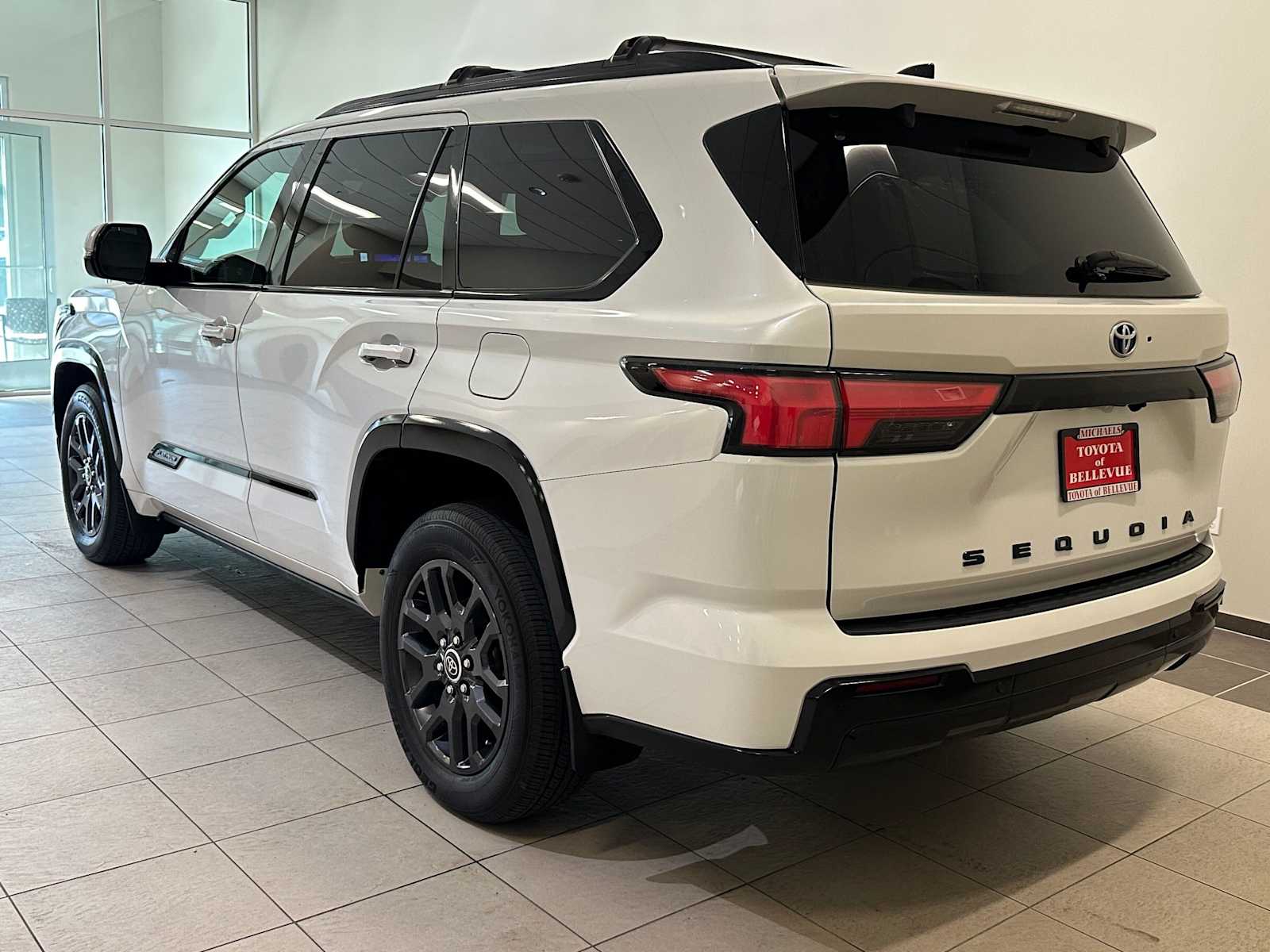 Thumbnail: 2023 Toyota Sequoia - 4
