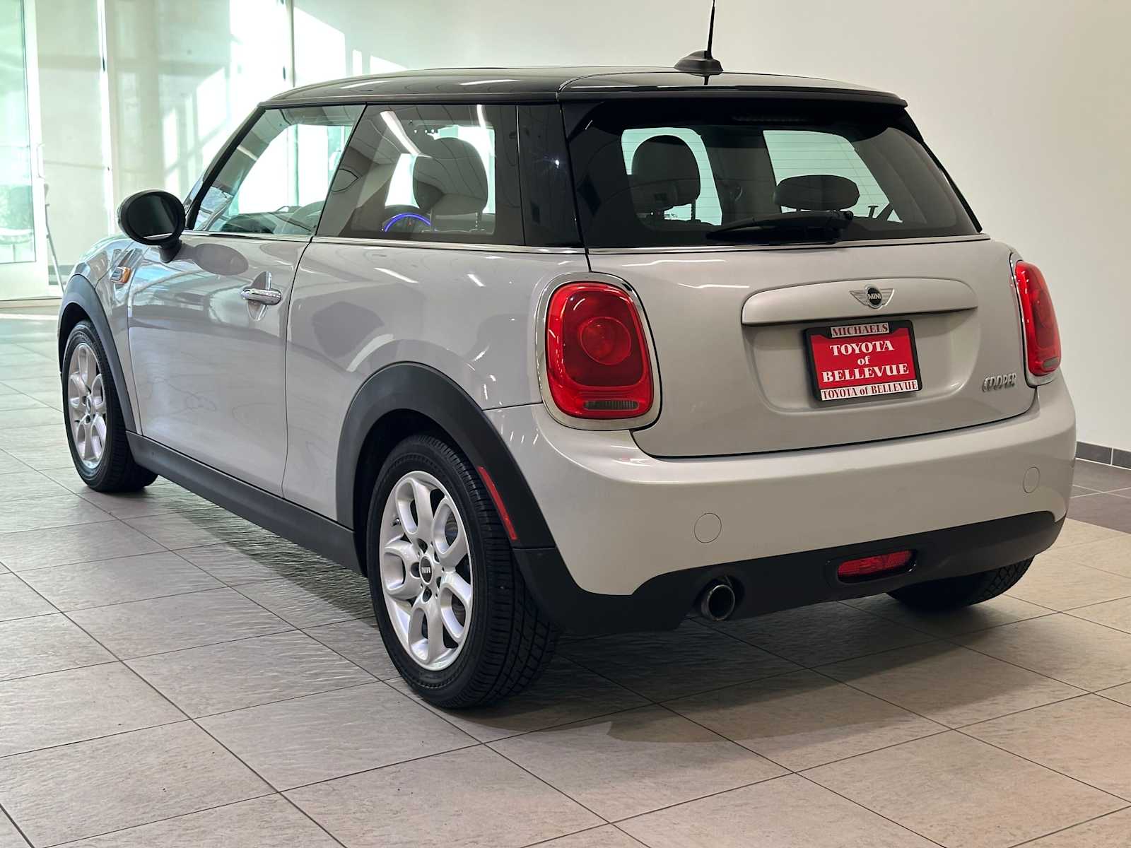 Thumbnail: 2014 MINI Cooper Hardtop - 4
