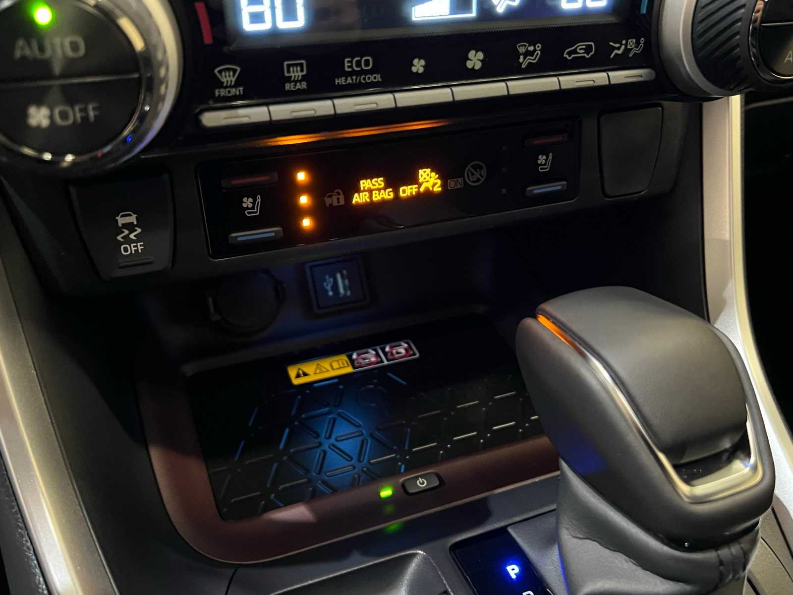 Thumbnail: 2025 Toyota RAV4 - 26