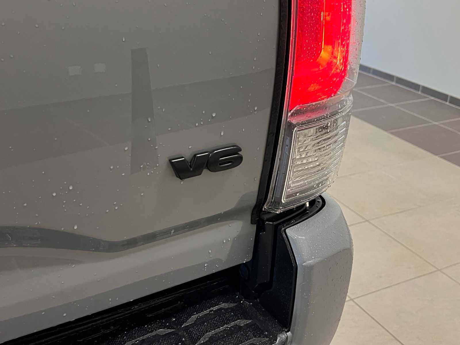 Thumbnail: 2020 Toyota Tacoma - 6