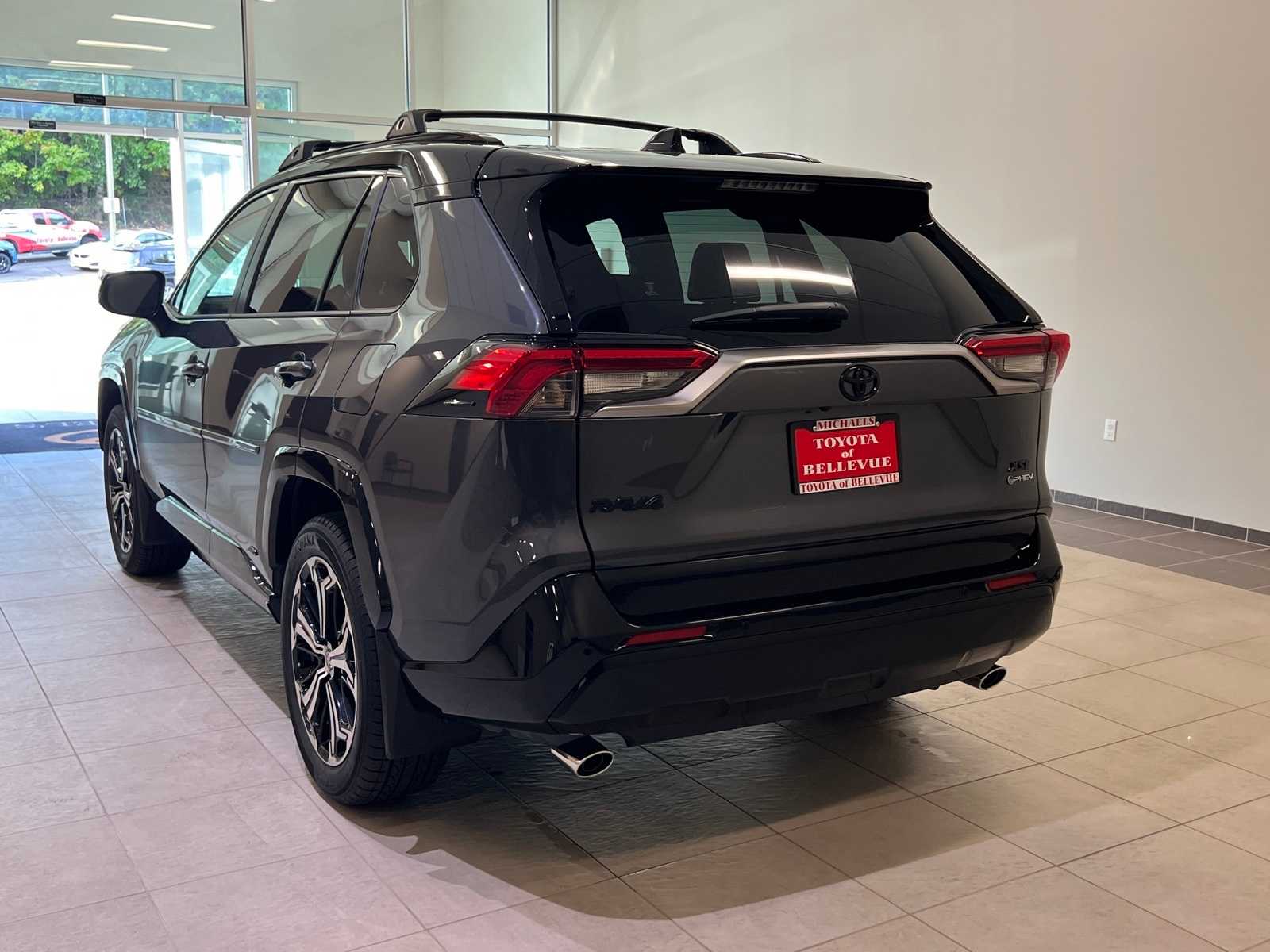 Thumbnail: 2025 Toyota RAV4 - 4