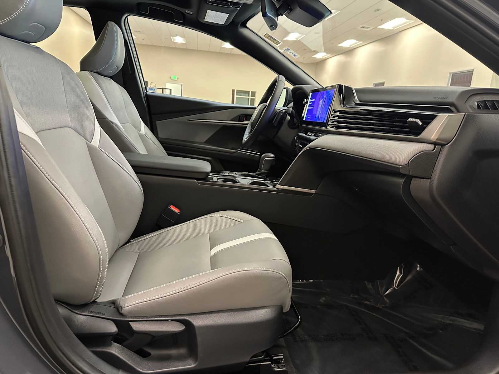 Thumbnail: 2025 Toyota Camry - 29