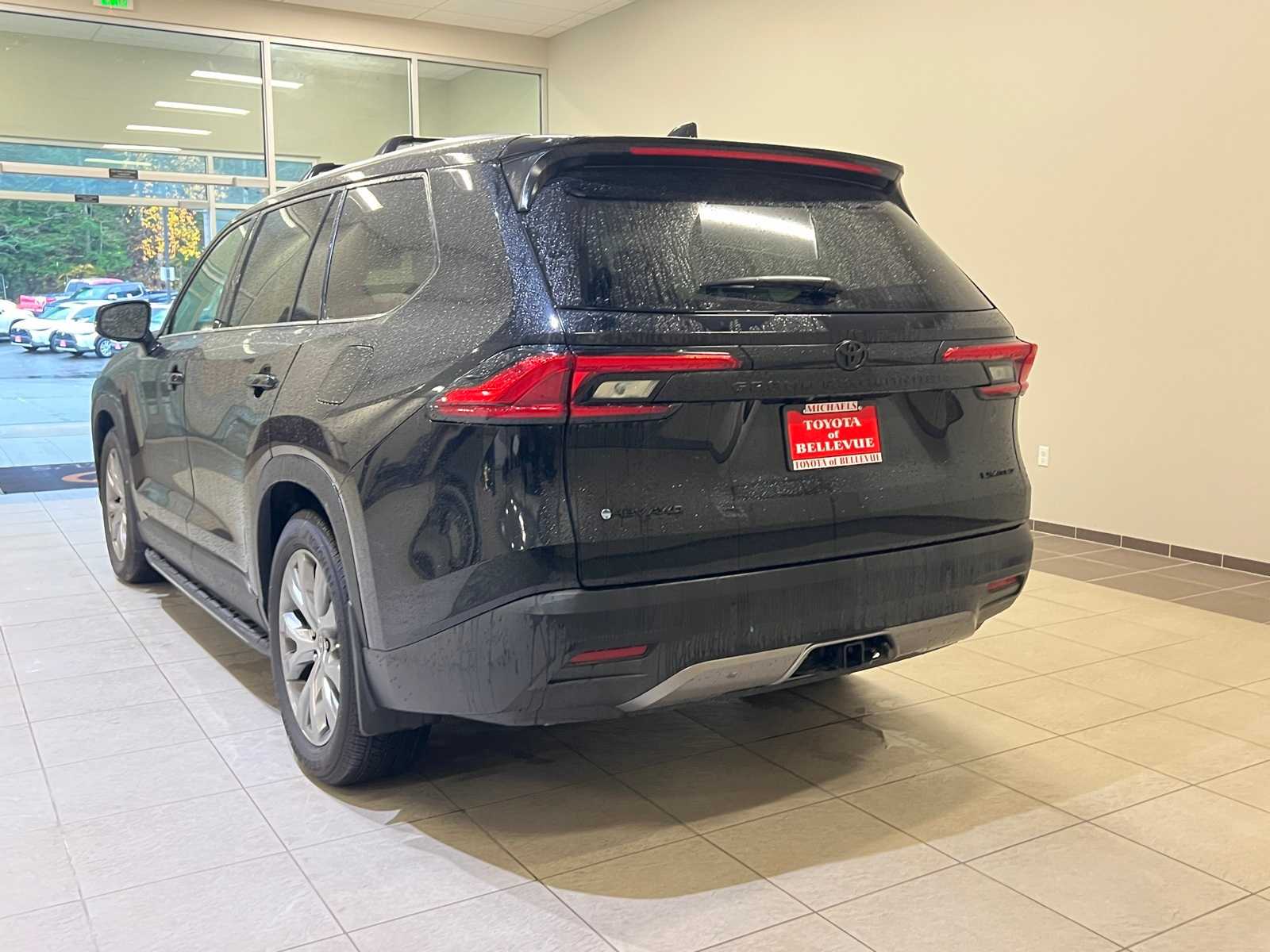 Thumbnail: 2024 Toyota Grand Highlander - 4