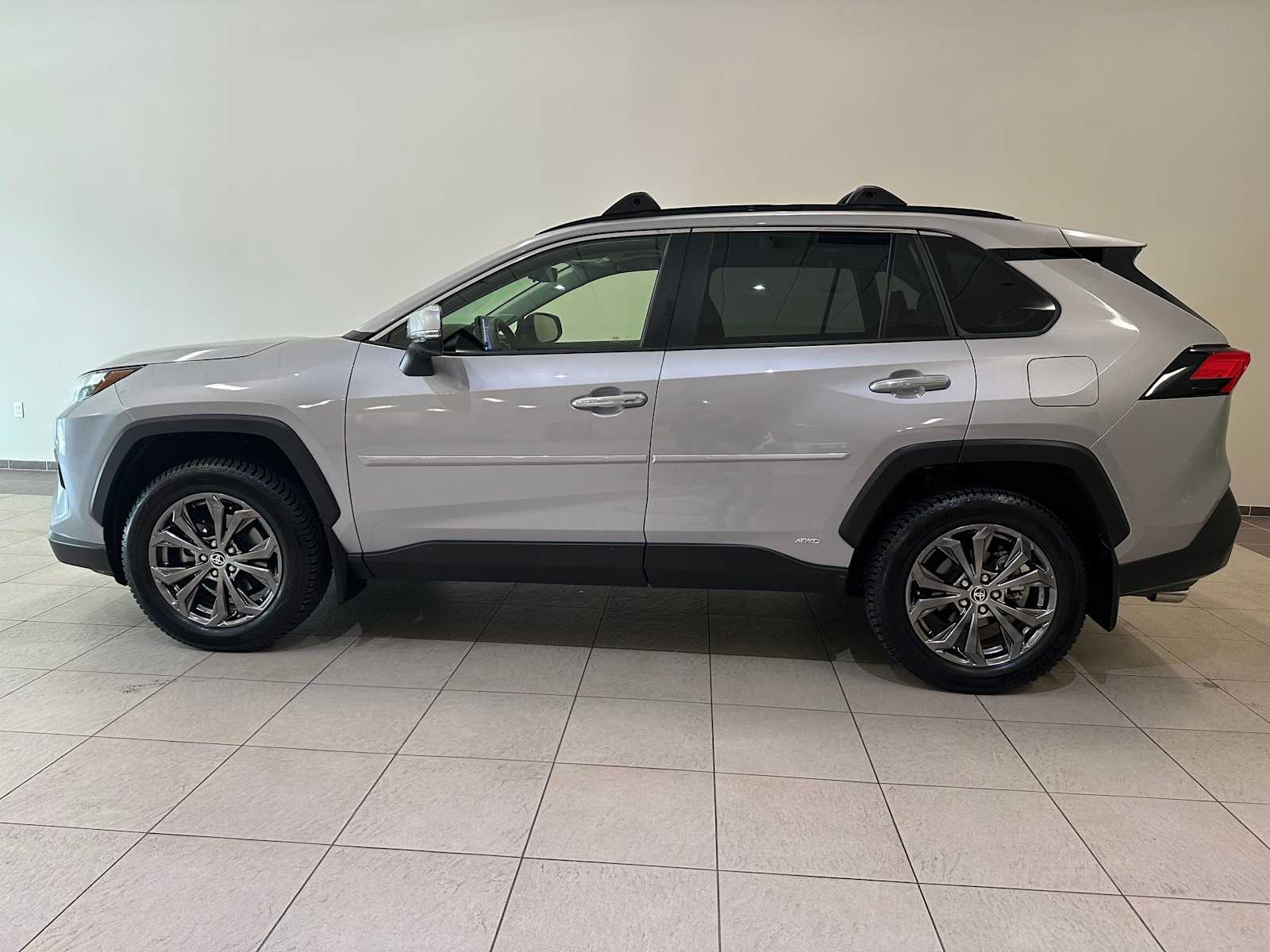 Thumbnail: 2024 Toyota RAV4 - 3