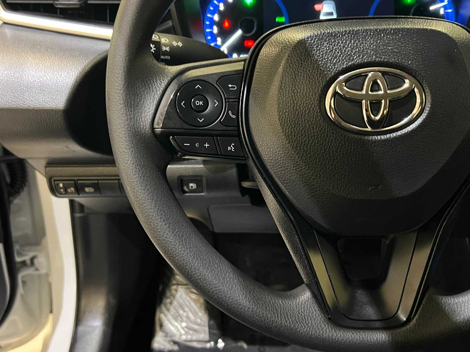 Thumbnail: 2022 Toyota Corolla - 21