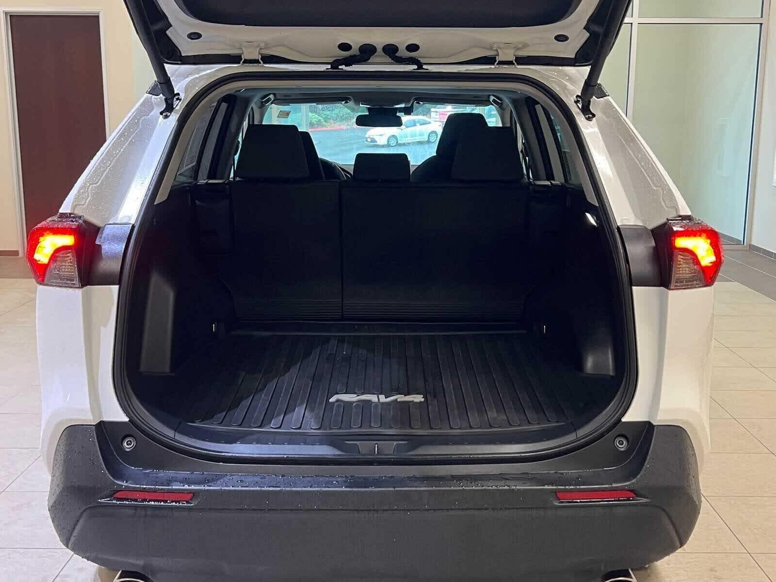 Thumbnail: 2024 Toyota RAV4 - 30