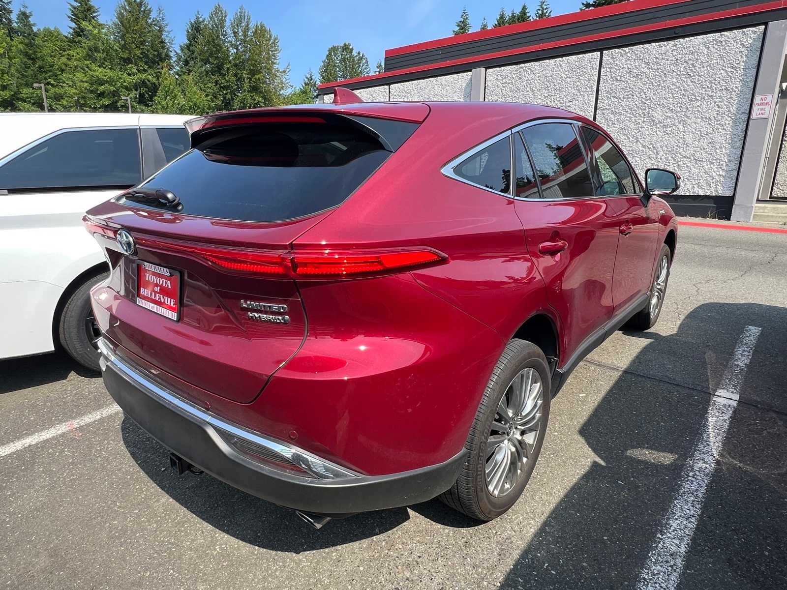 Thumbnail: 2021 Toyota Venza - 7