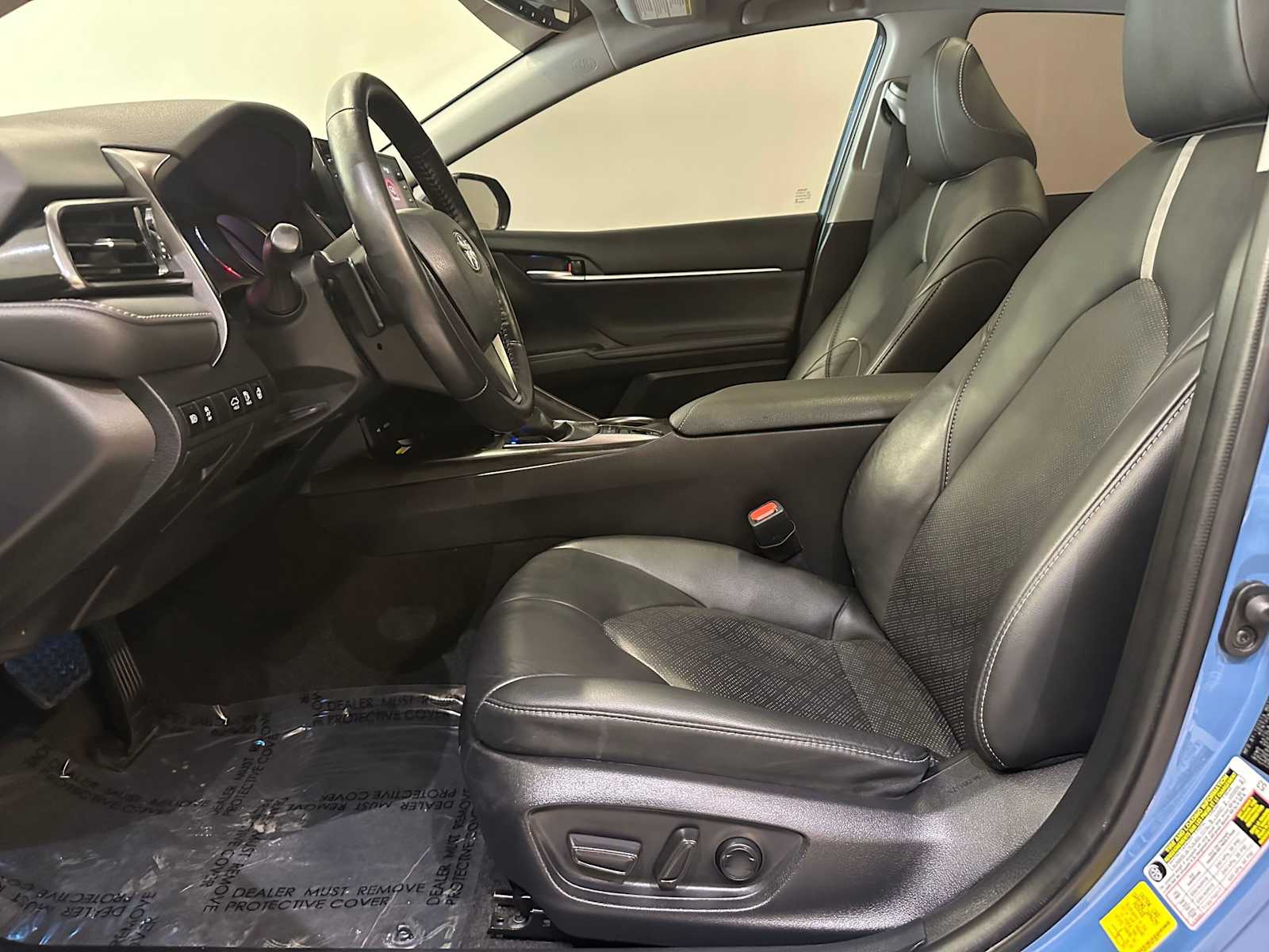 Thumbnail: 2023 Toyota Camry - 24