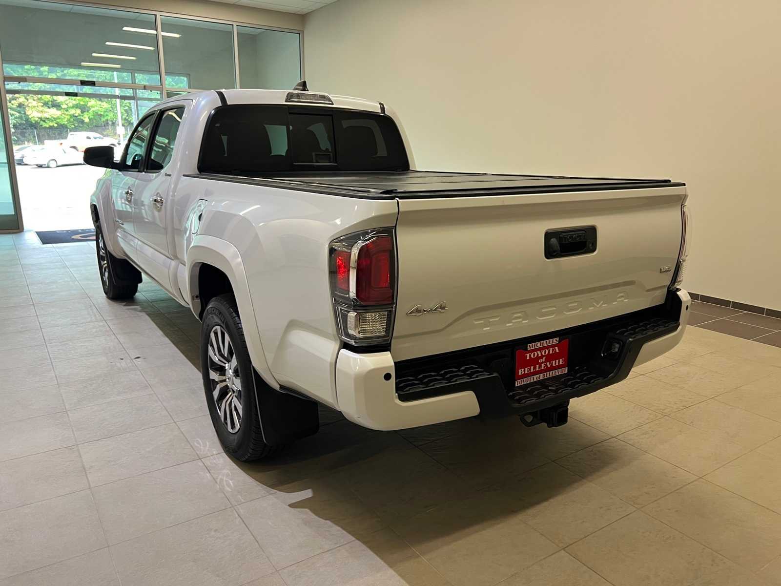 Thumbnail: 2022 Toyota Tacoma - 4