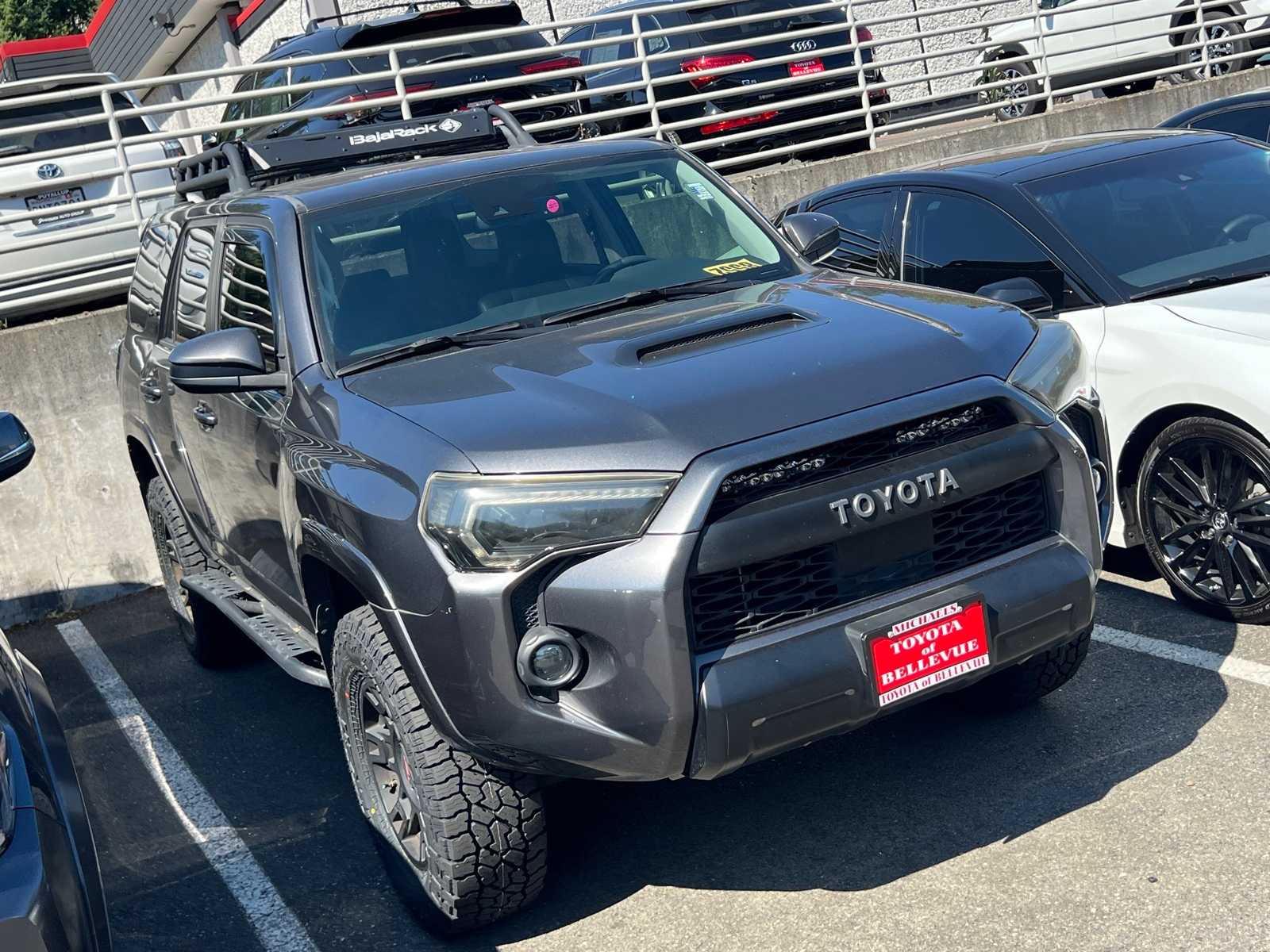 Thumbnail: 2020 Toyota 4Runner - 3