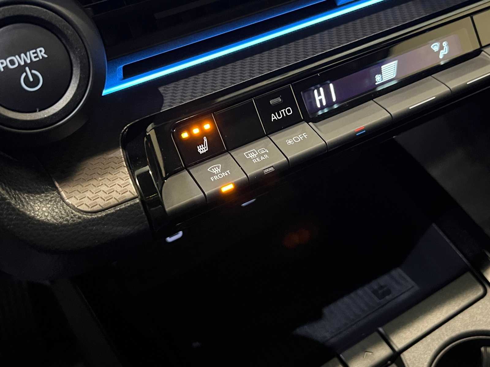 Thumbnail: 2024 Toyota Prius - 25