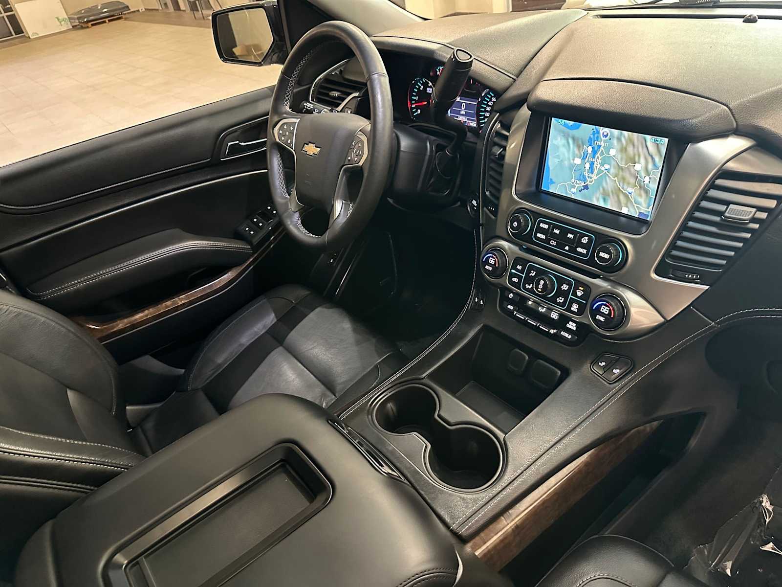 Thumbnail: 2015 Chevrolet Suburban - 30