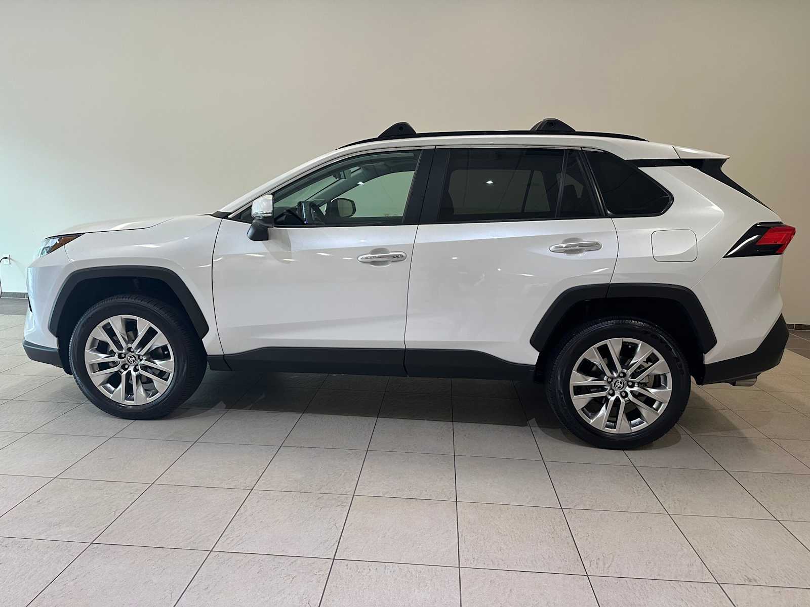 Thumbnail: 2025 Toyota RAV4 - 3