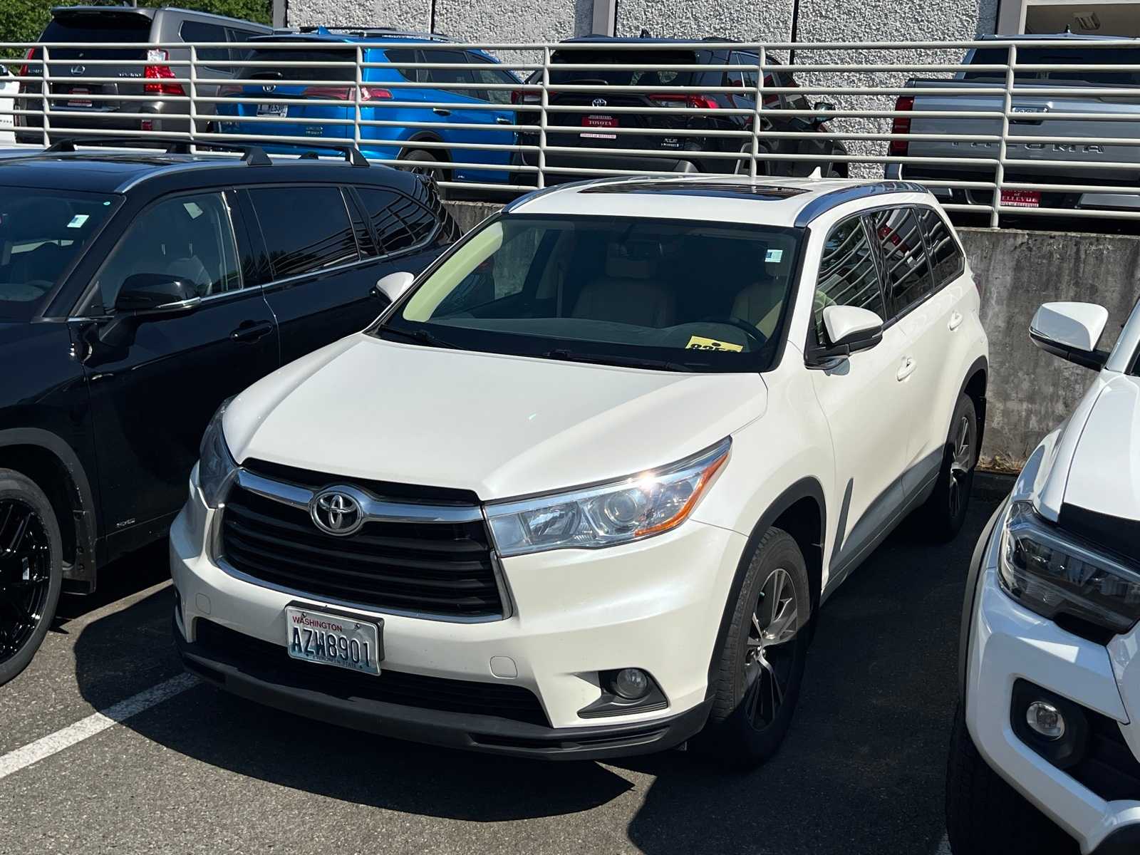 2016 Toyota Highlander XLE -
                  Bellevue, WA