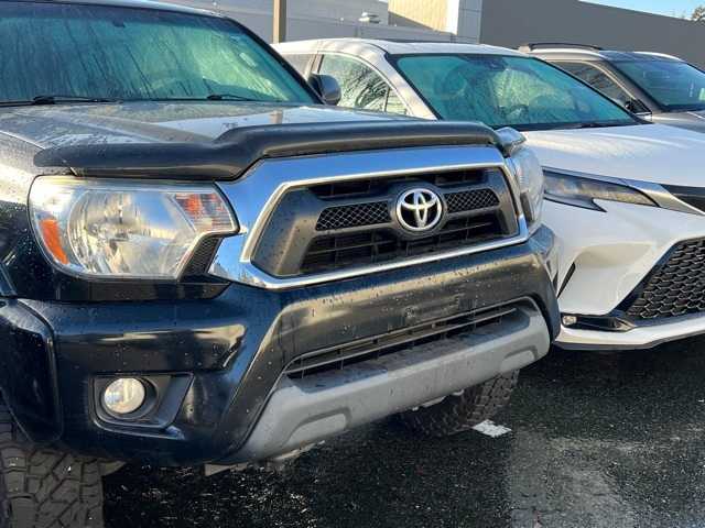 Thumbnail: 2015 Toyota Tacoma - 4
