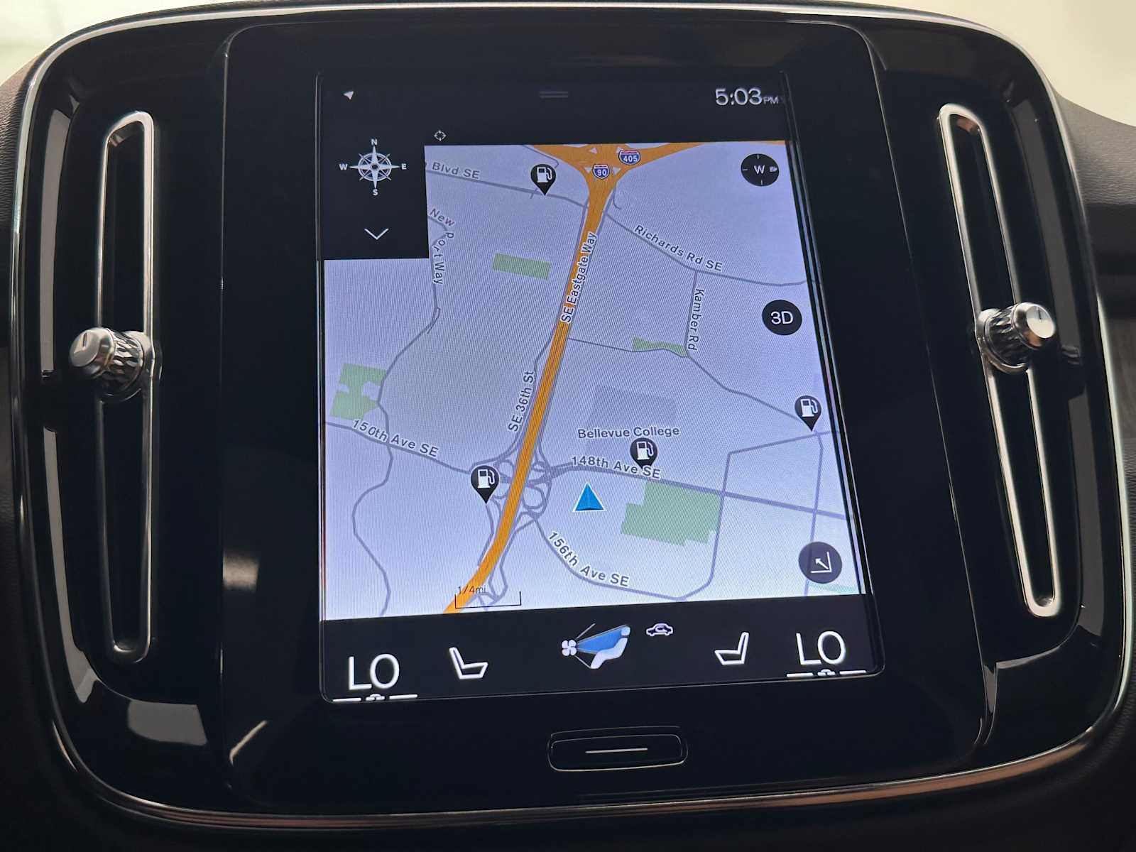 Thumbnail: 2020 Volvo XC40 - 14