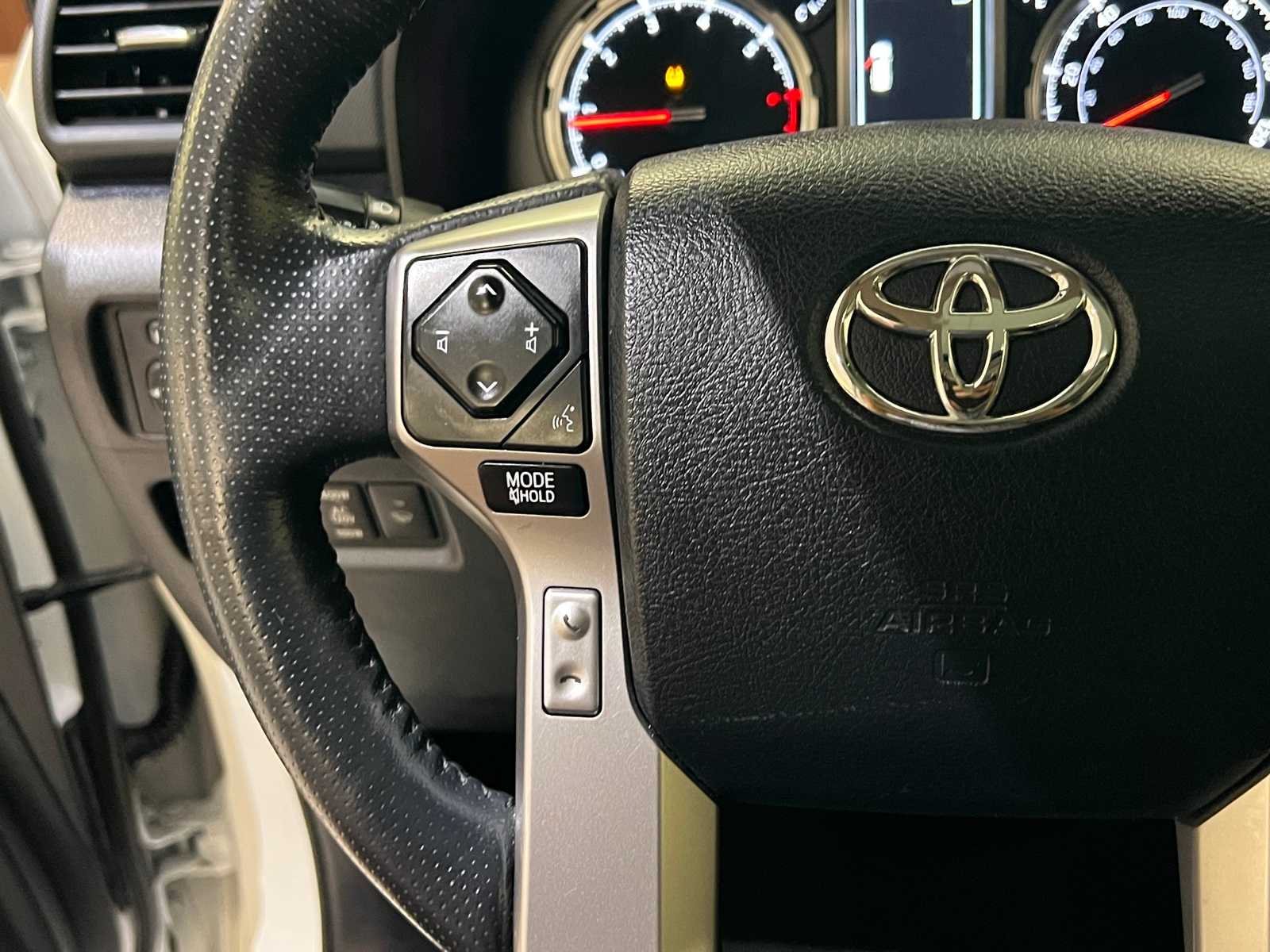 Thumbnail: 2023 Toyota 4Runner - 22