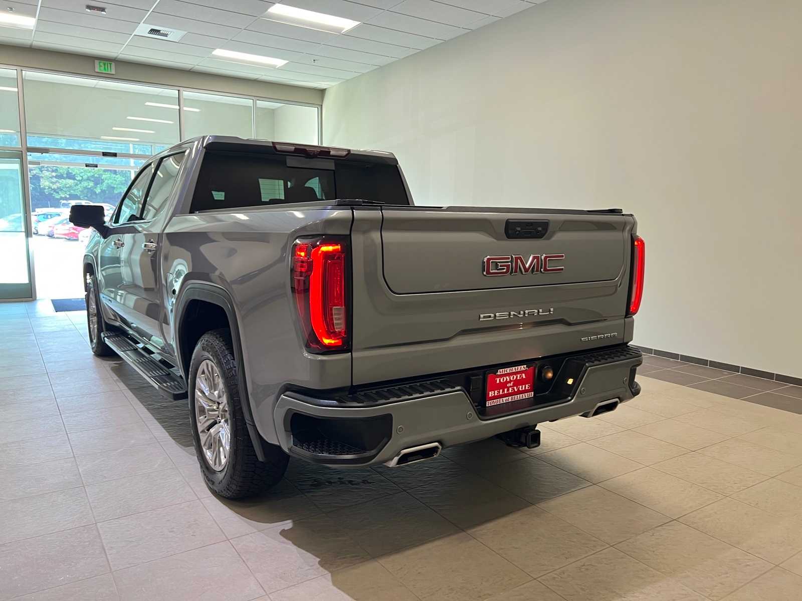 Thumbnail: 2023 GMC Sierra 1500 - 4