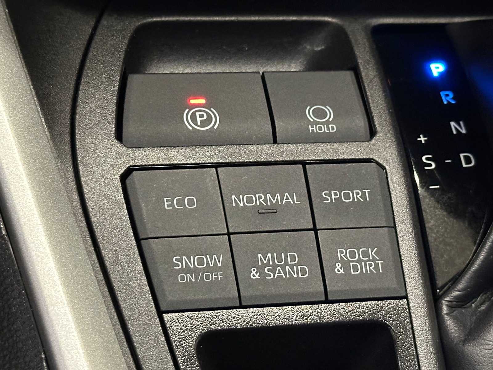 Thumbnail: 2024 Toyota RAV4 - 16