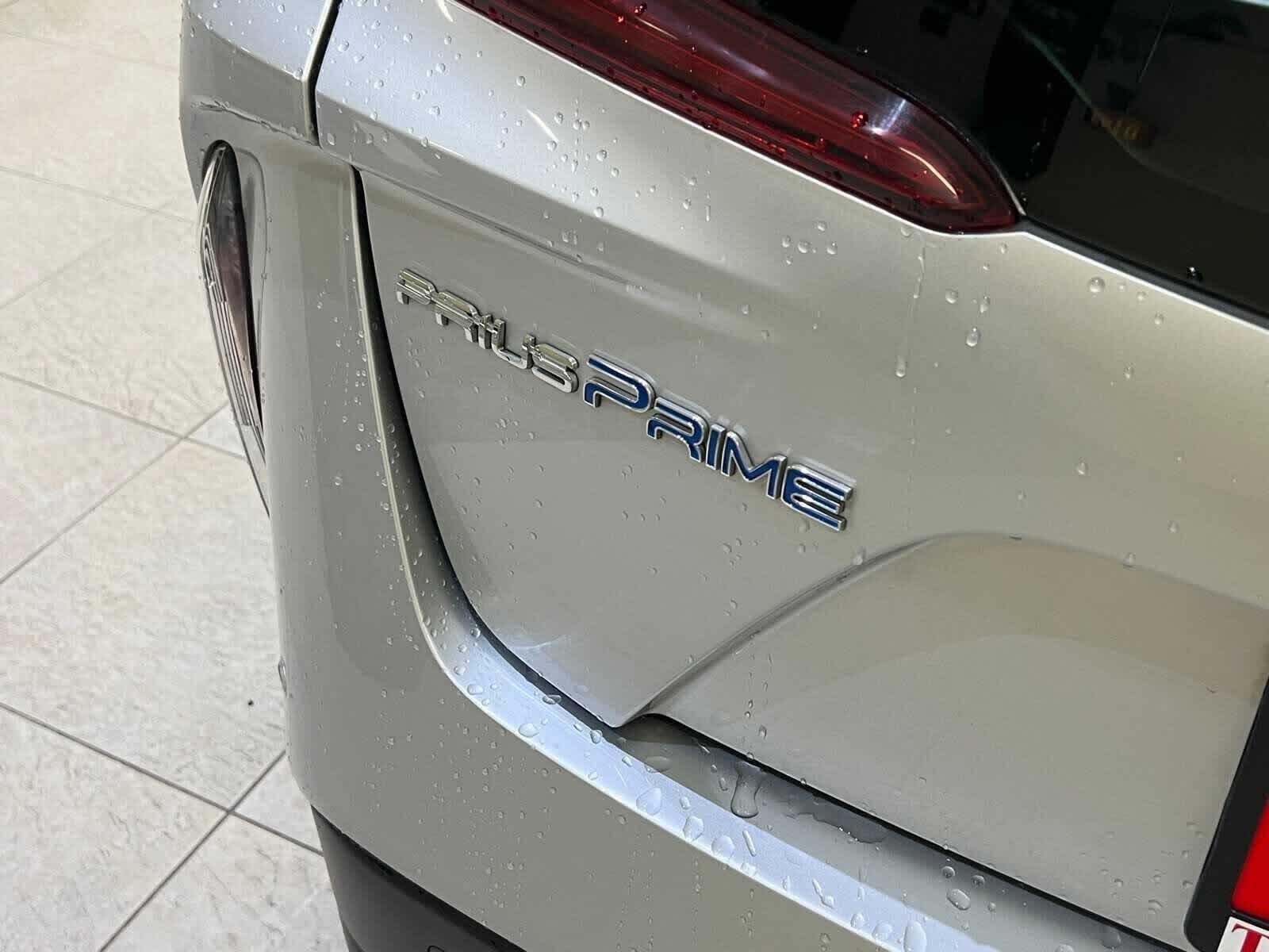 Thumbnail: 2018 Toyota Prius Prime - 6