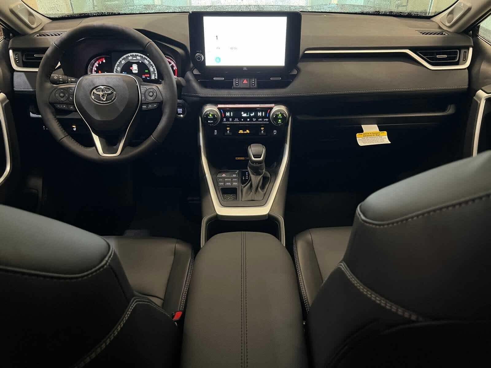 Thumbnail: 2025 Toyota RAV4 - 10