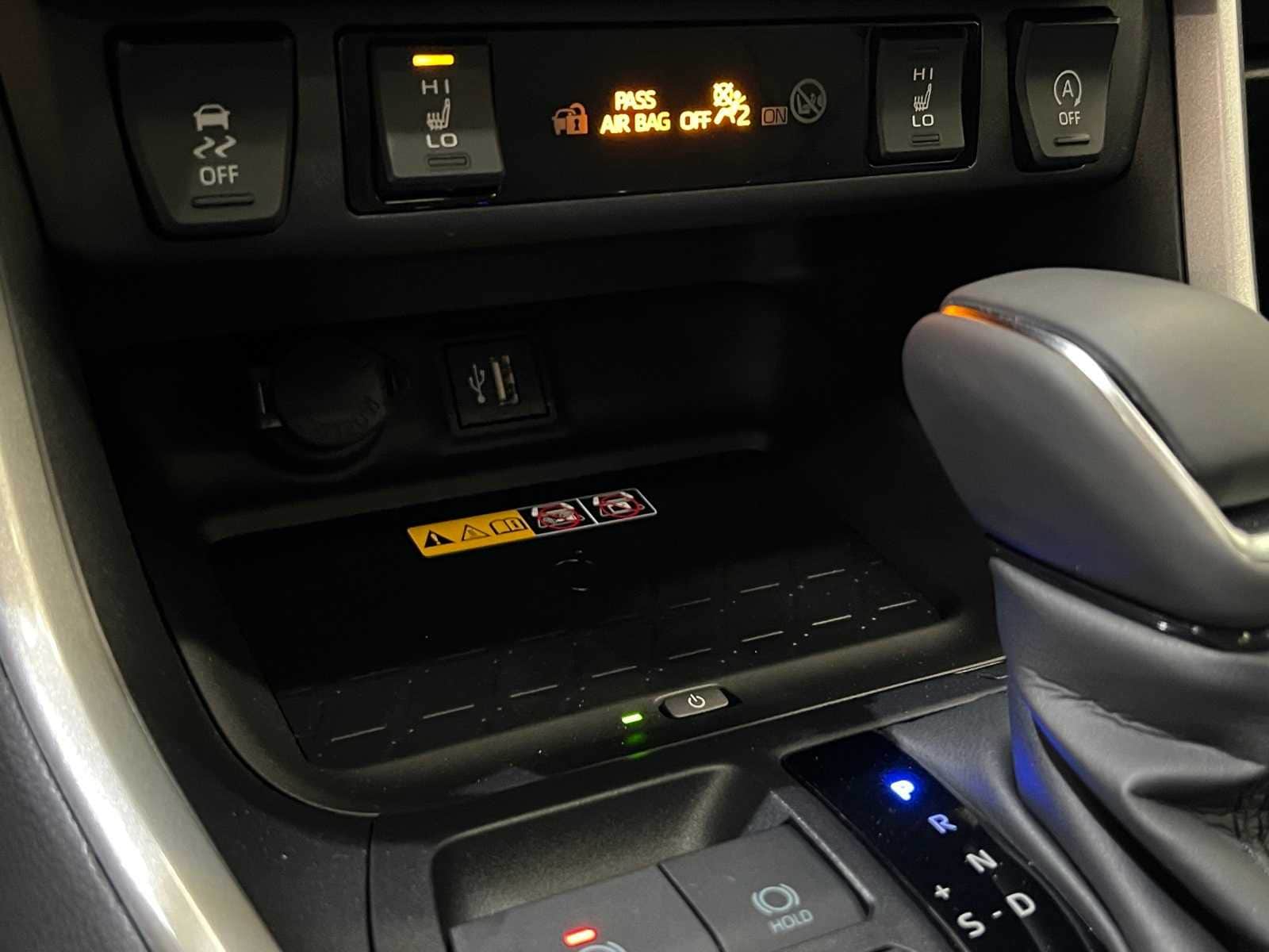 Thumbnail: 2025 Toyota RAV4 - 25