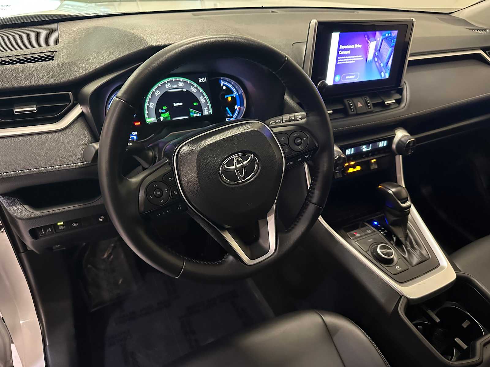 Thumbnail: 2025 Toyota RAV4 - 2