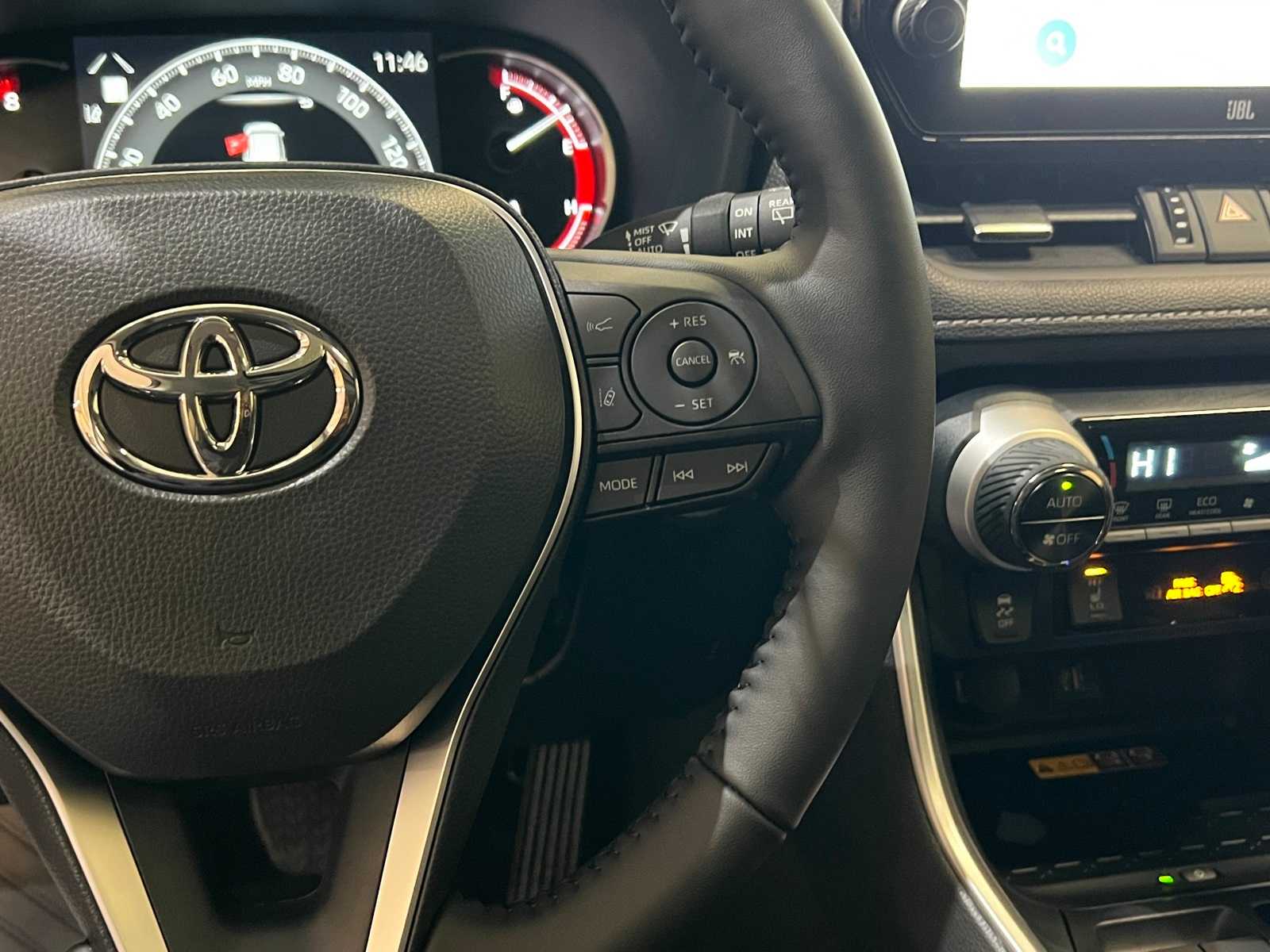 Thumbnail: 2025 Toyota RAV4 - 21