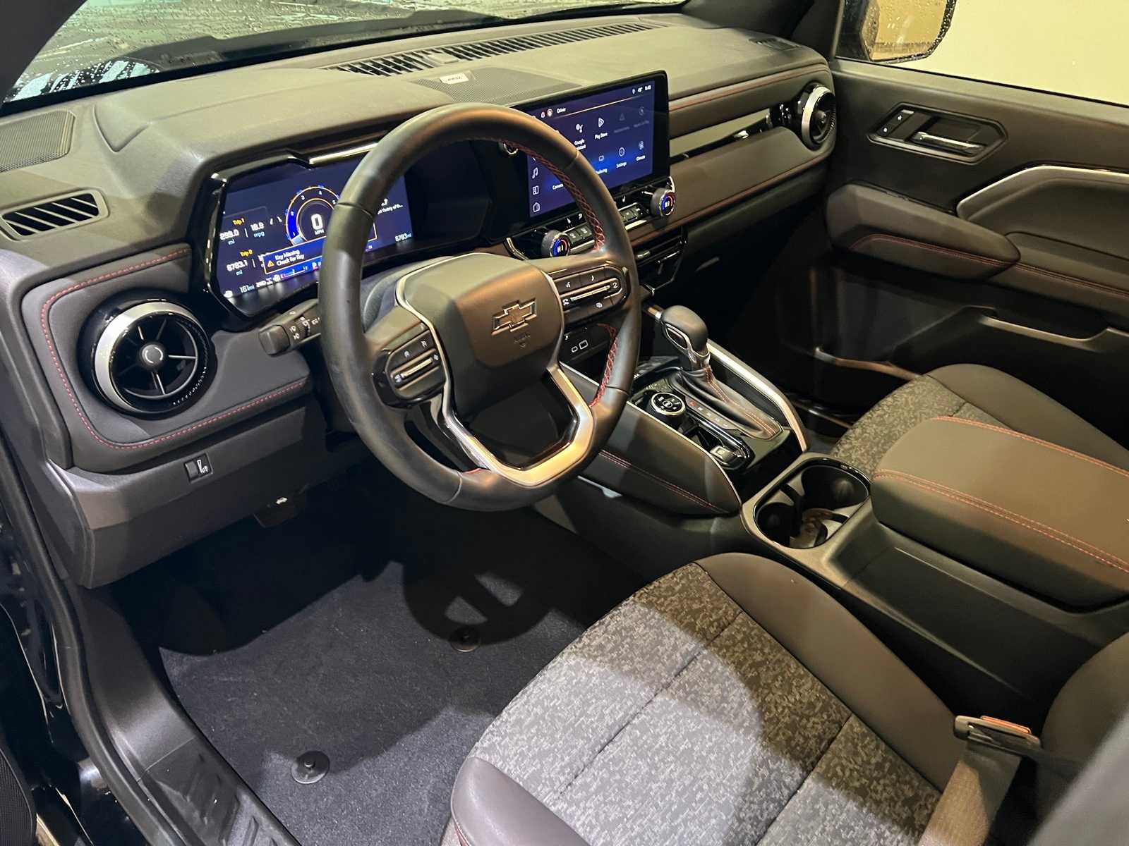 Thumbnail: 2024 Chevrolet Colorado - 2