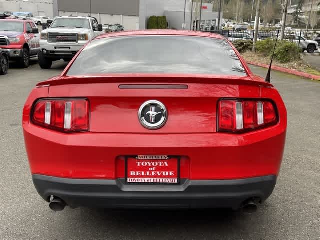 2012 Ford Mustang  5