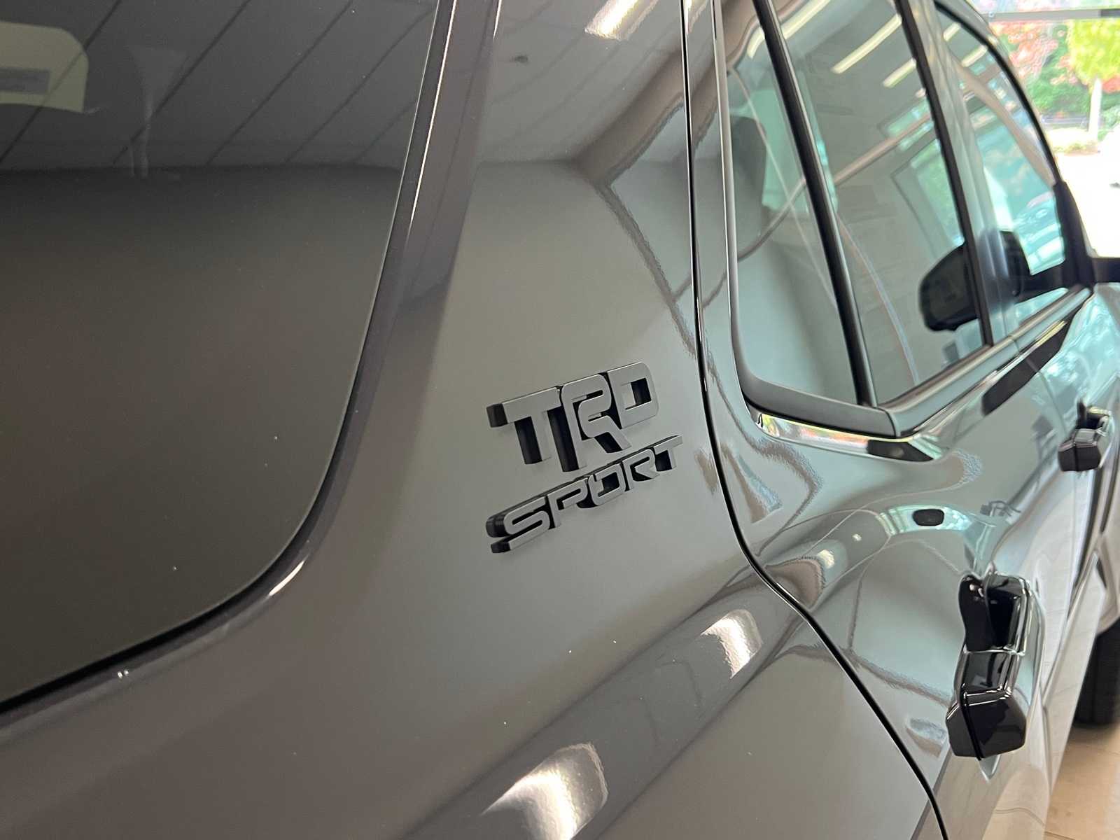 Thumbnail: 2025 Toyota 4Runner - 6