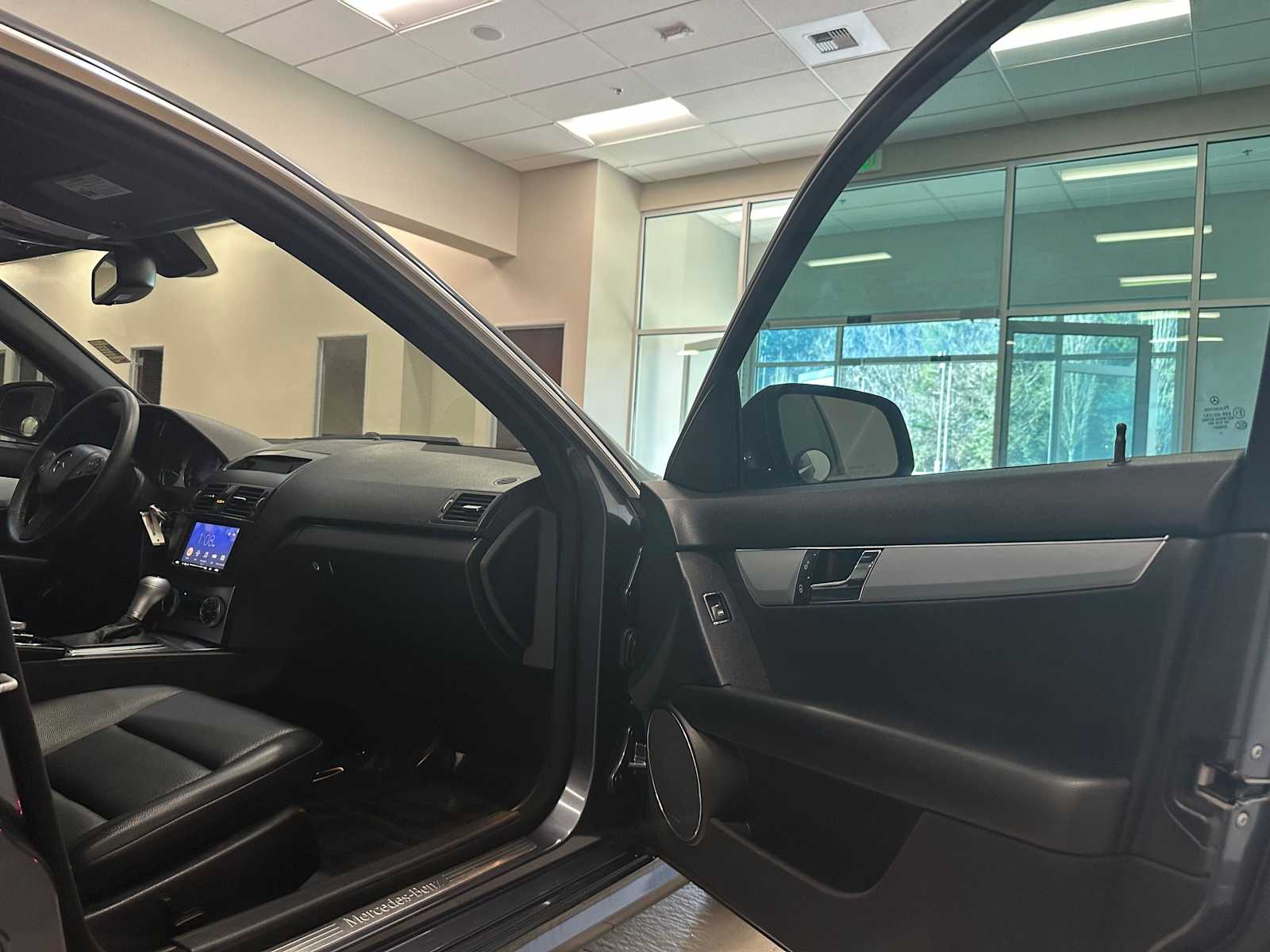 Thumbnail: 2008 Mercedes-Benz C-Class - 29