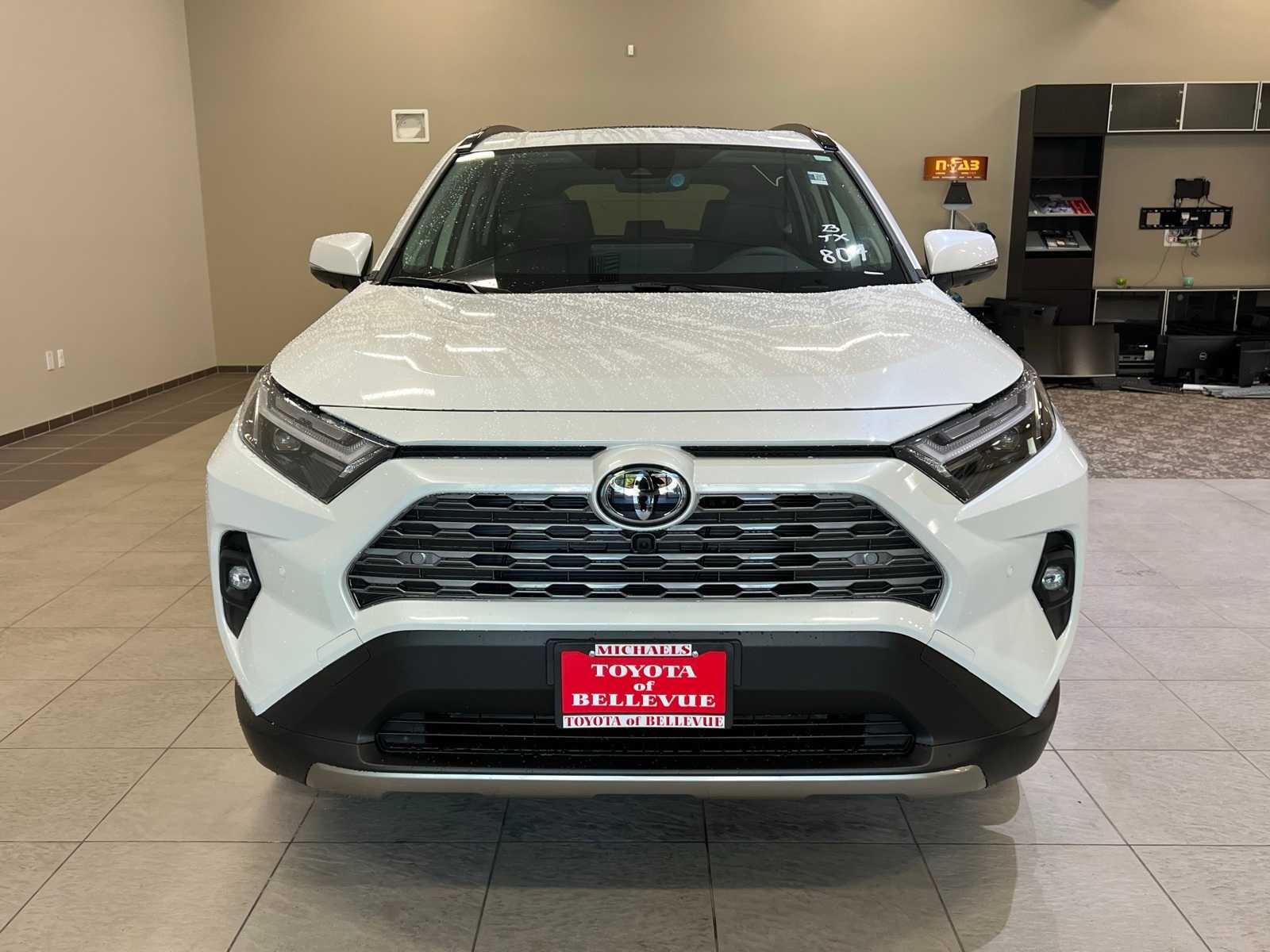 Thumbnail: 2025 Toyota RAV4 - 8