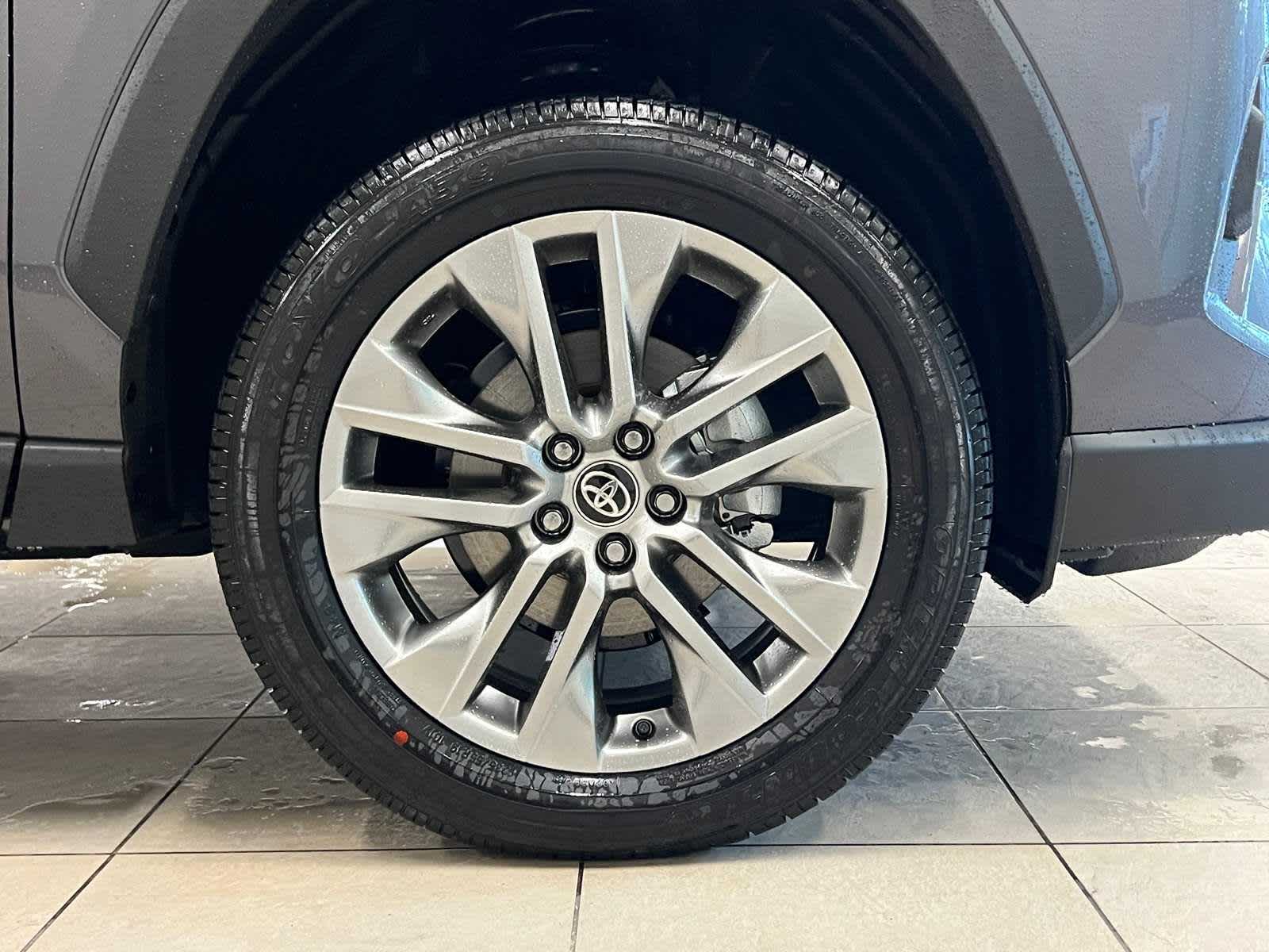 Thumbnail: 2025 Toyota RAV4 - 7