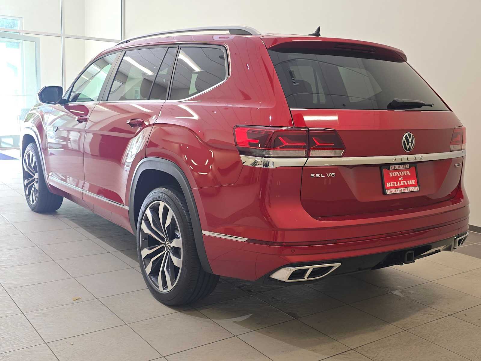 Thumbnail: 2021 Volkswagen Atlas - 3