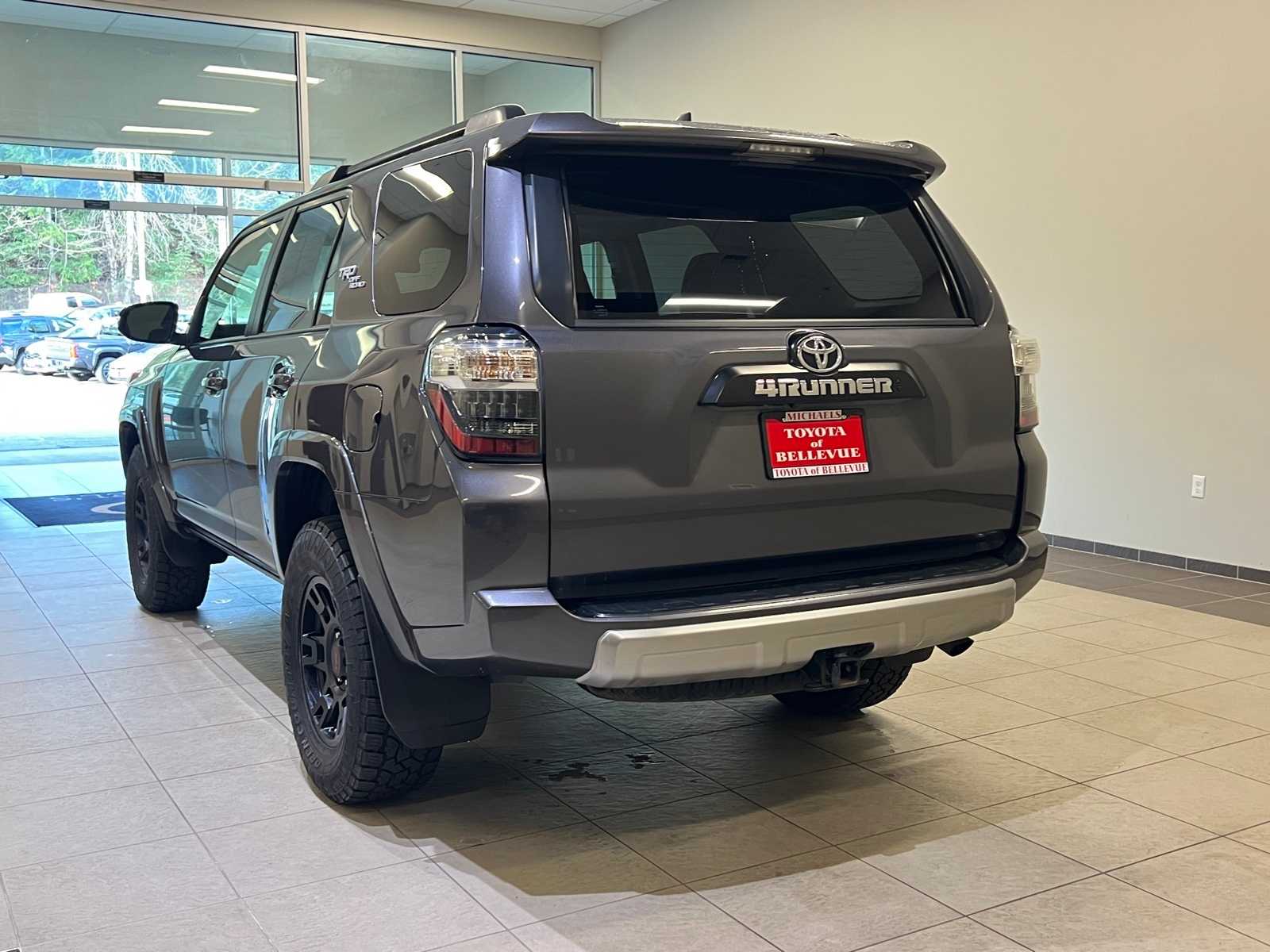 Thumbnail: 2021 Toyota 4Runner - 4