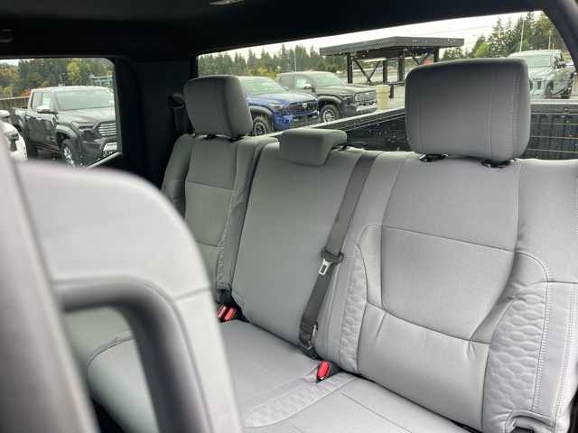 Thumbnail: 2025 Toyota Tundra - 13