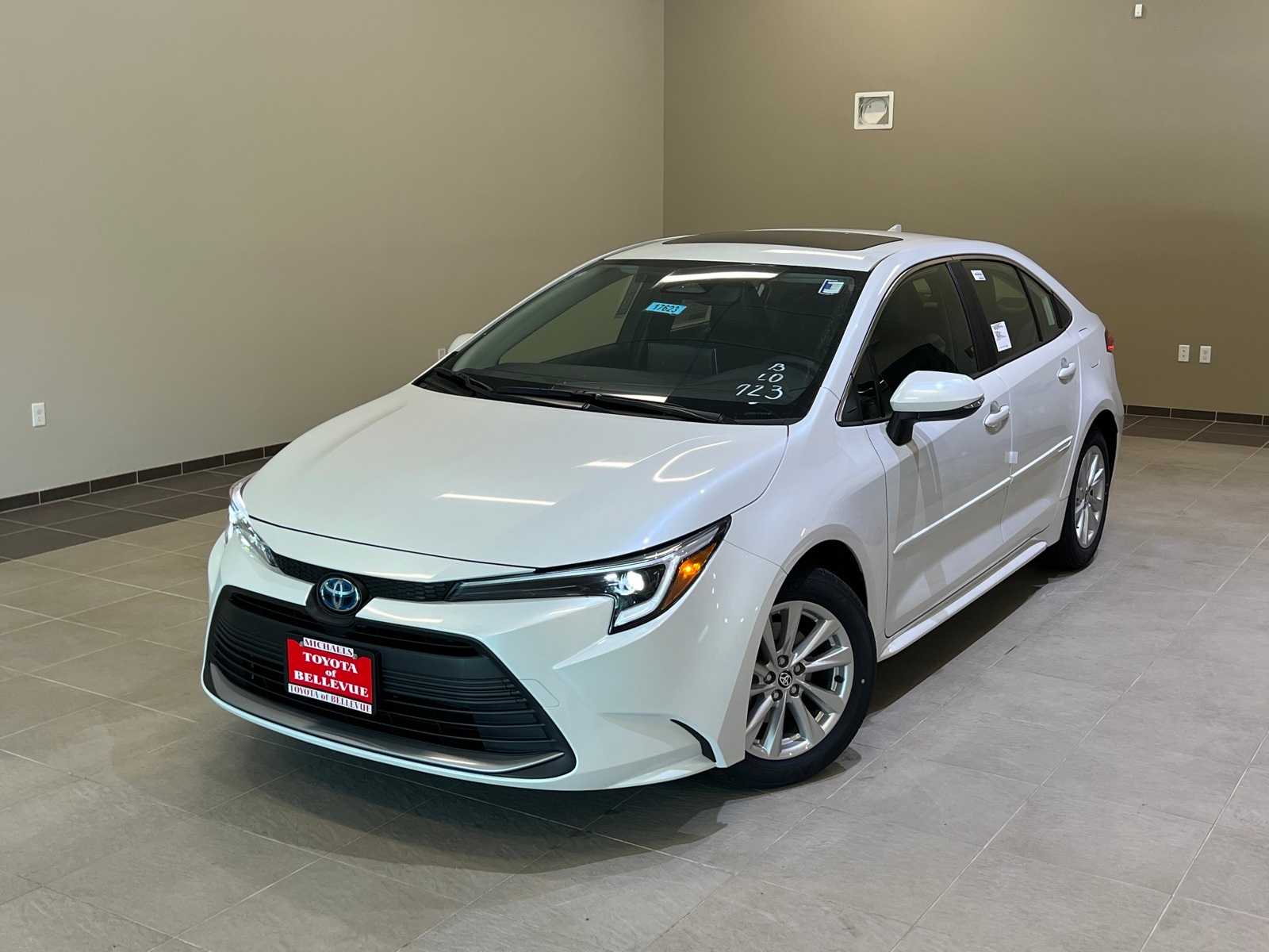 Thumbnail: 2025 Toyota Corolla - 1