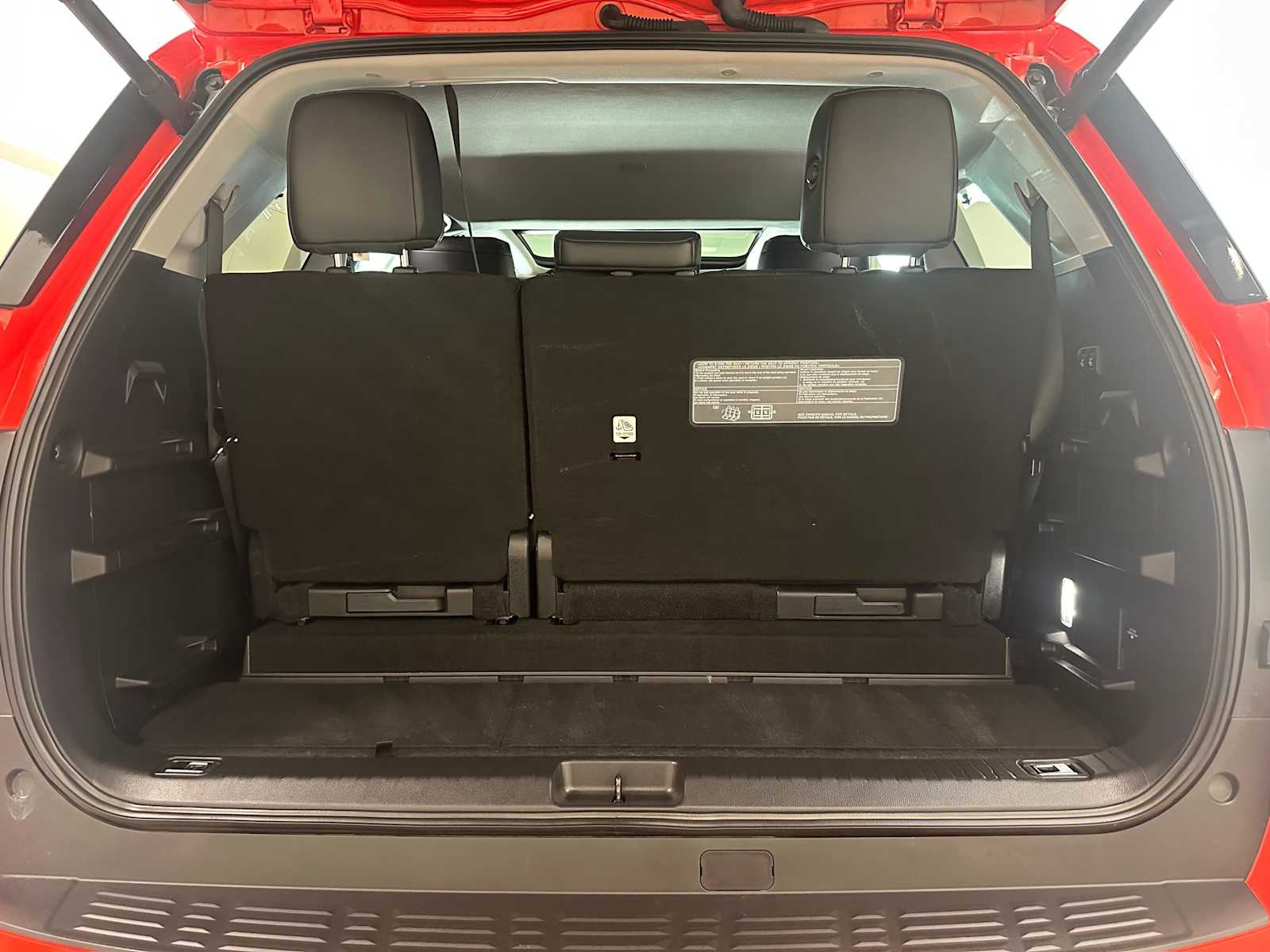 Thumbnail: 2023 Toyota Sequoia - 31